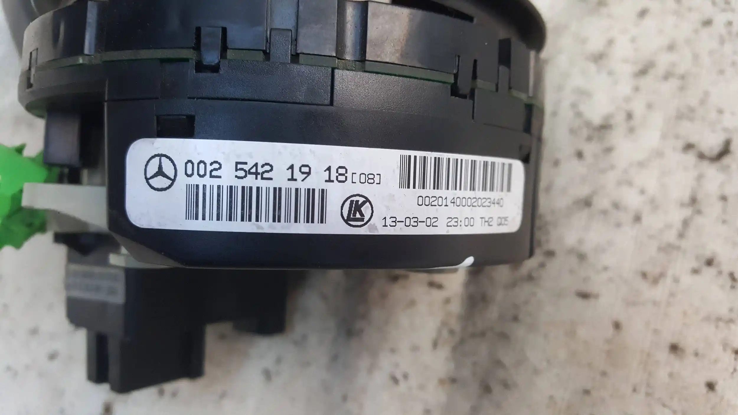 PRZEŁĄCZNIK ZESPOLONY PAJĄK 2035450010 0025421918 MERCEDES C KLASA W203 00-