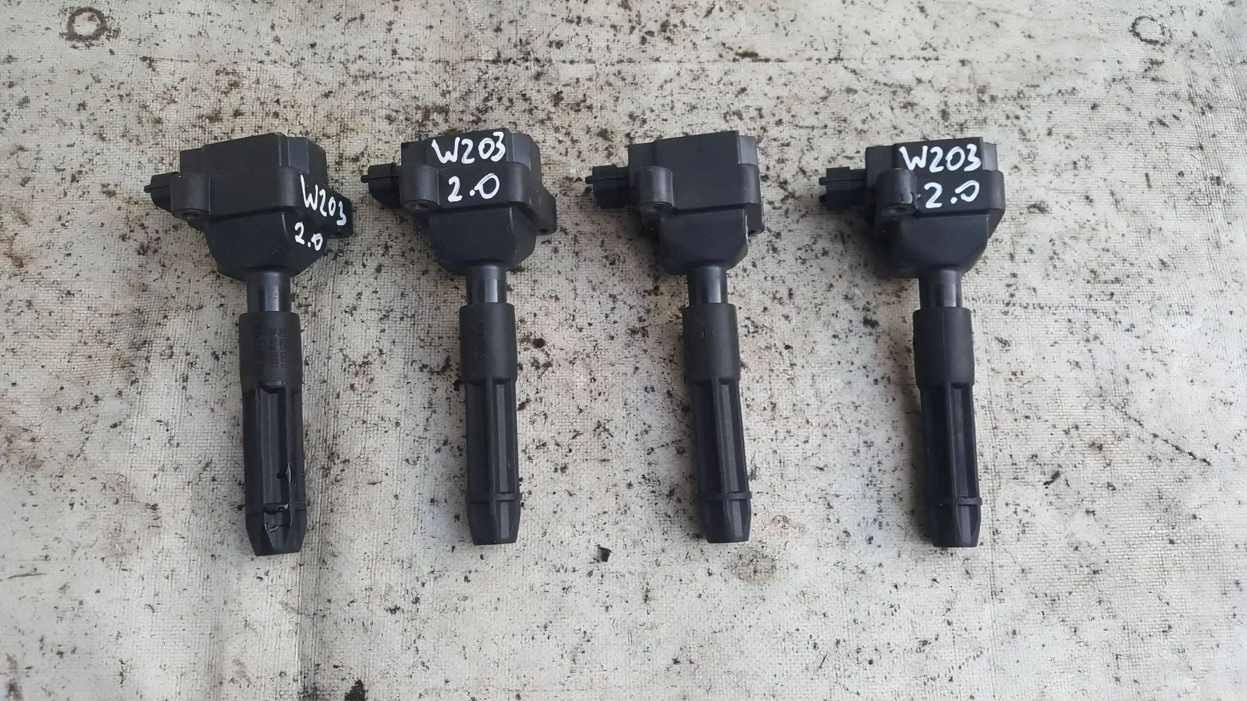 CEWKA ZAPŁONOWA KOMPLET A0001501780 0040100039 MERCEDES W203 2.0 16V 00-