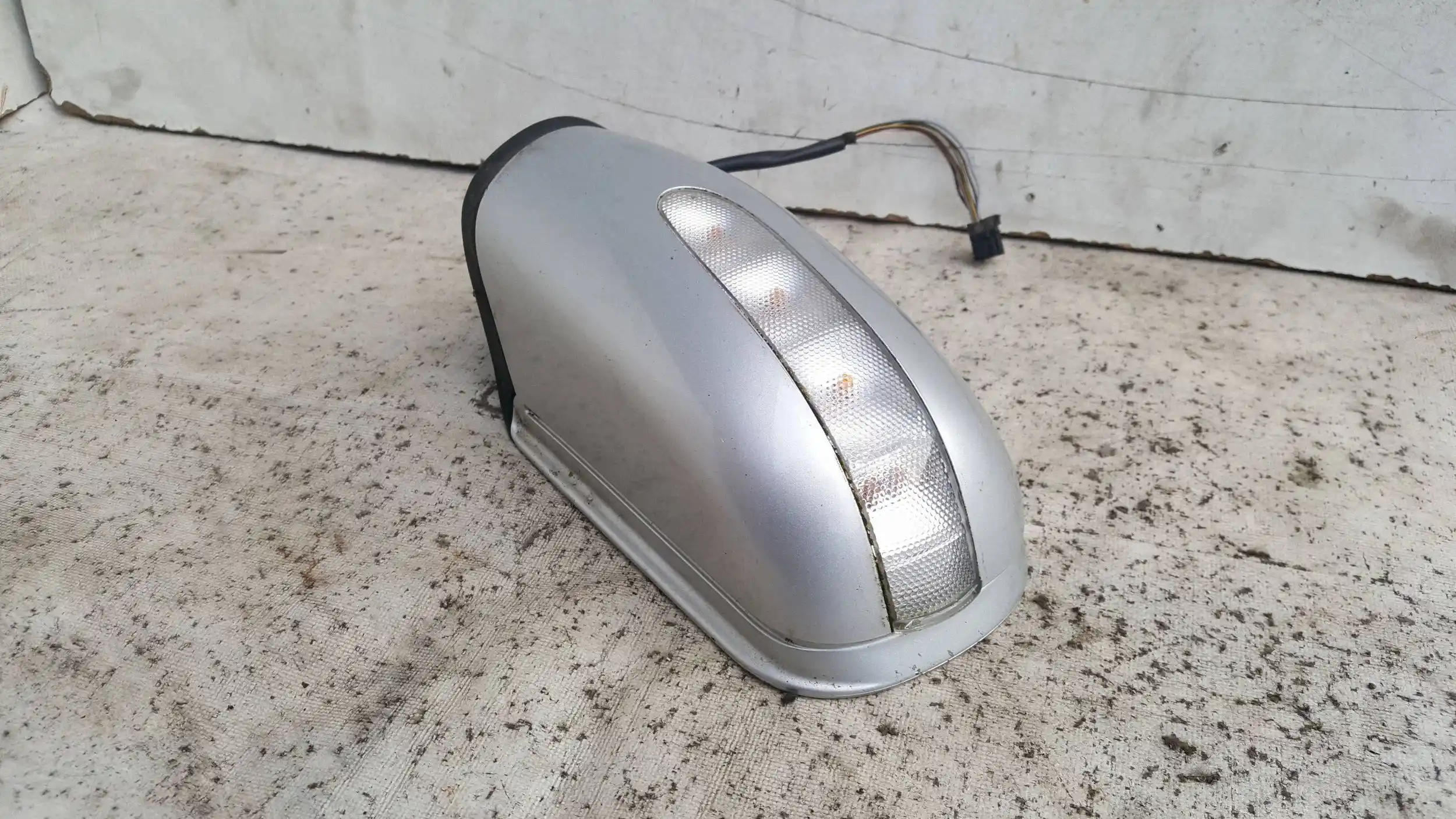 LUSTERKO LEWE ELEKTRYCZNE 7 PIN MERCEDES C KLASA W203 00-04 744