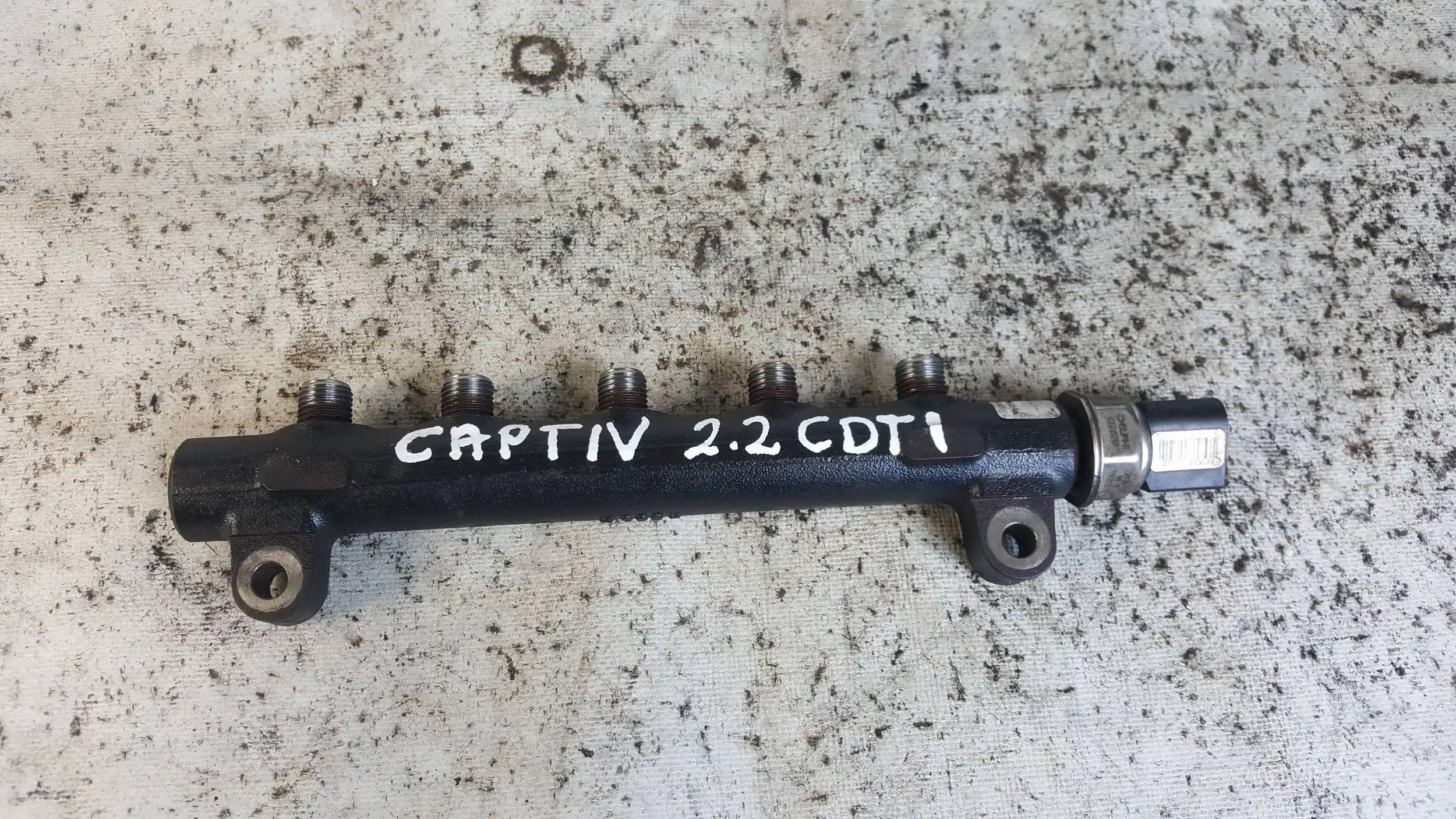 LISTWA WTRYSKOWA 96868901 CZUJNIK 9307Z528A CHEVROLET CAPTIVA I LIFT 2.2