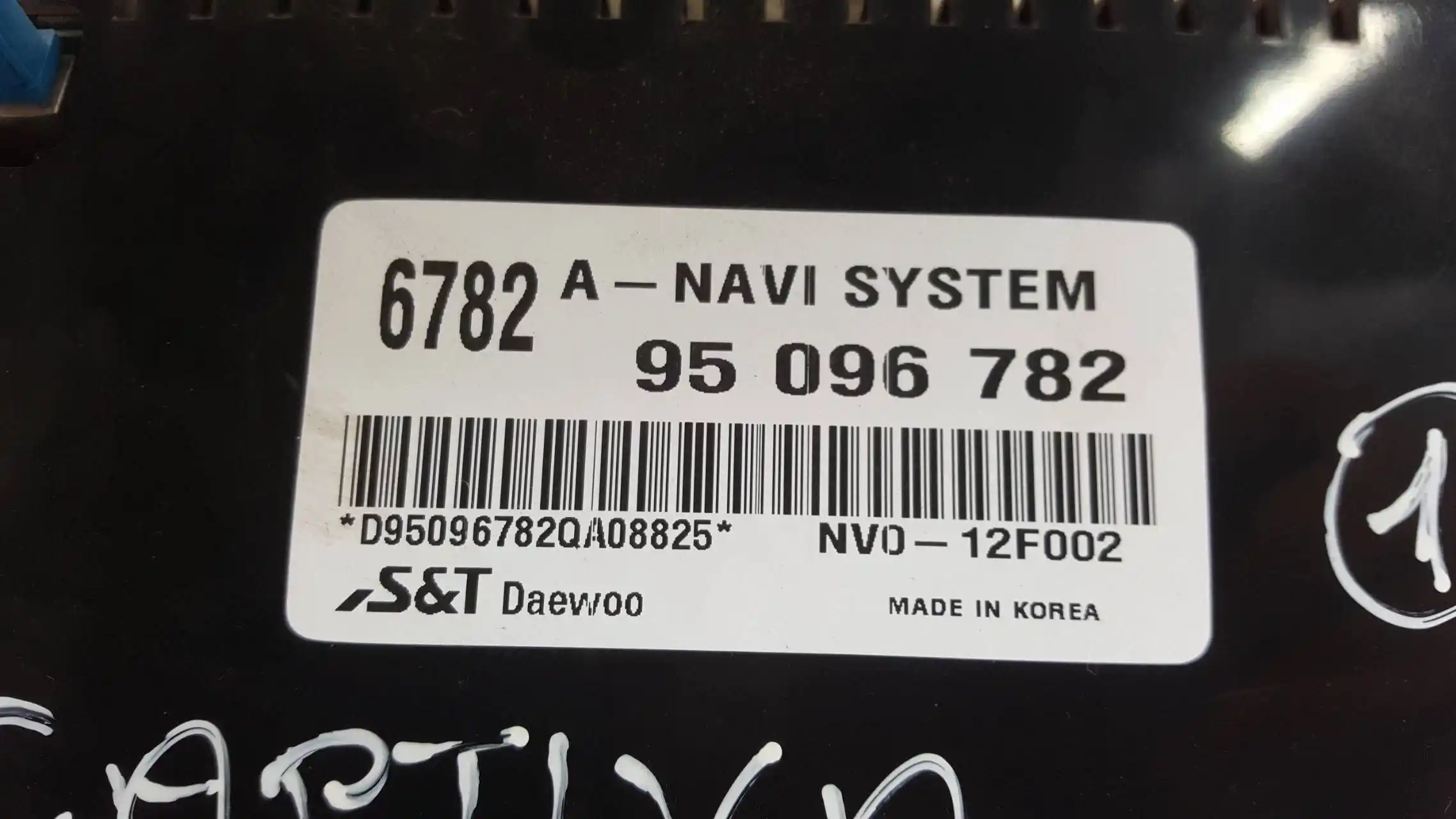 WYŚWIETLACZ EKRAN RADIA NAVI 95096782 CHEVROLET CAPTIVA I LIFT 11-