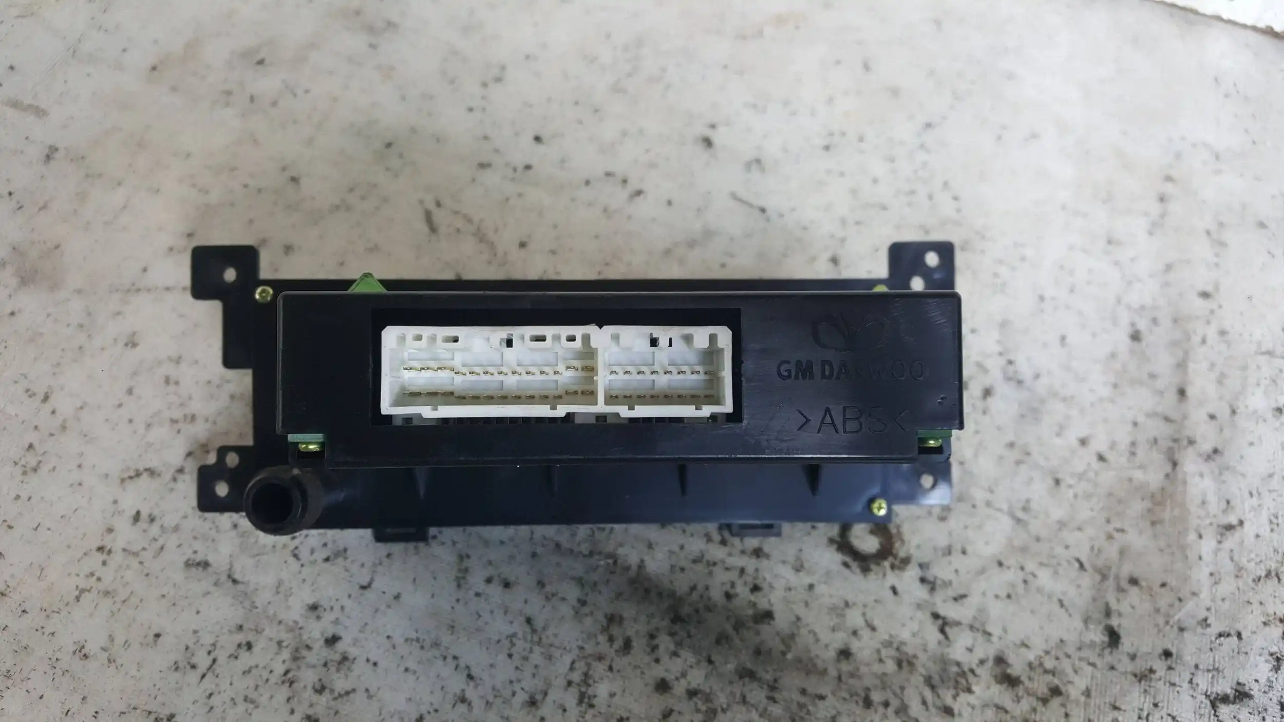 PANEL NAWIEWU KLIMATYZACJI 20992755 CHEVROLET CAPTIVA I LIFT 11-