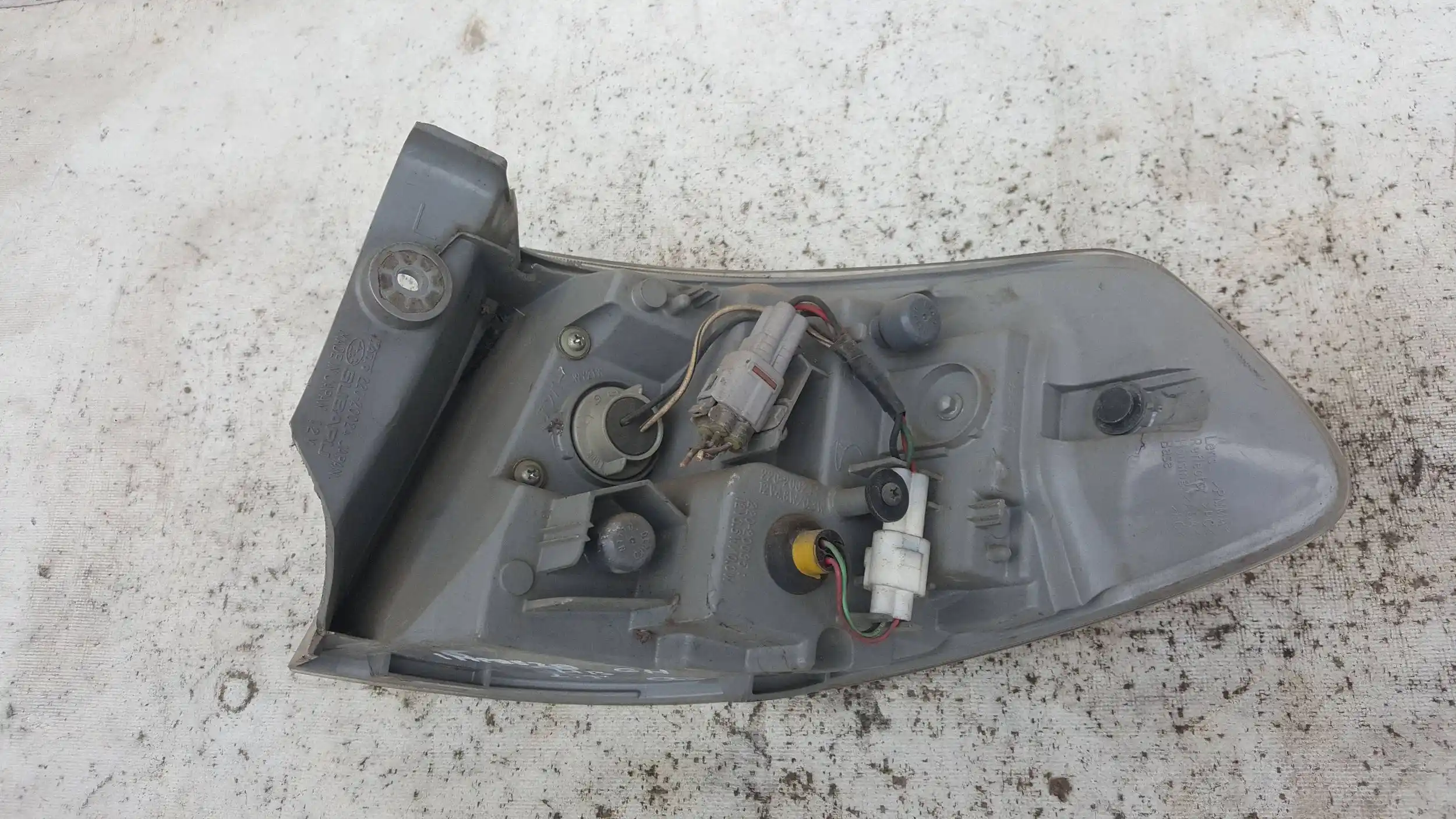 LAMPA LEWY TYŁ TYLNA SUBARU IMPREZA III GH HB 07-
