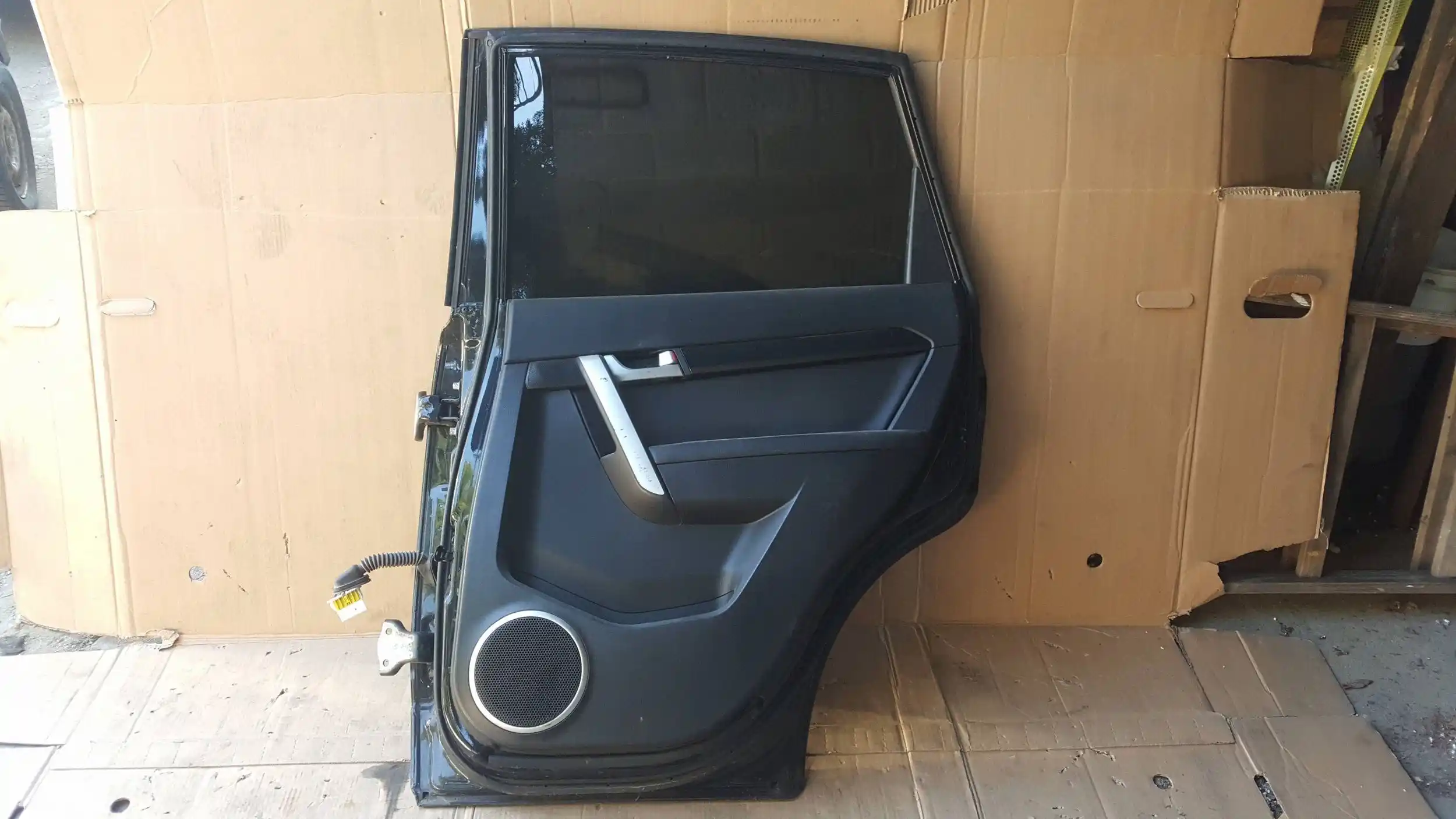DRZWI PRAWY TYŁ TYLNE CHEVROLET CAPTIVA I LIFT 11- GAR