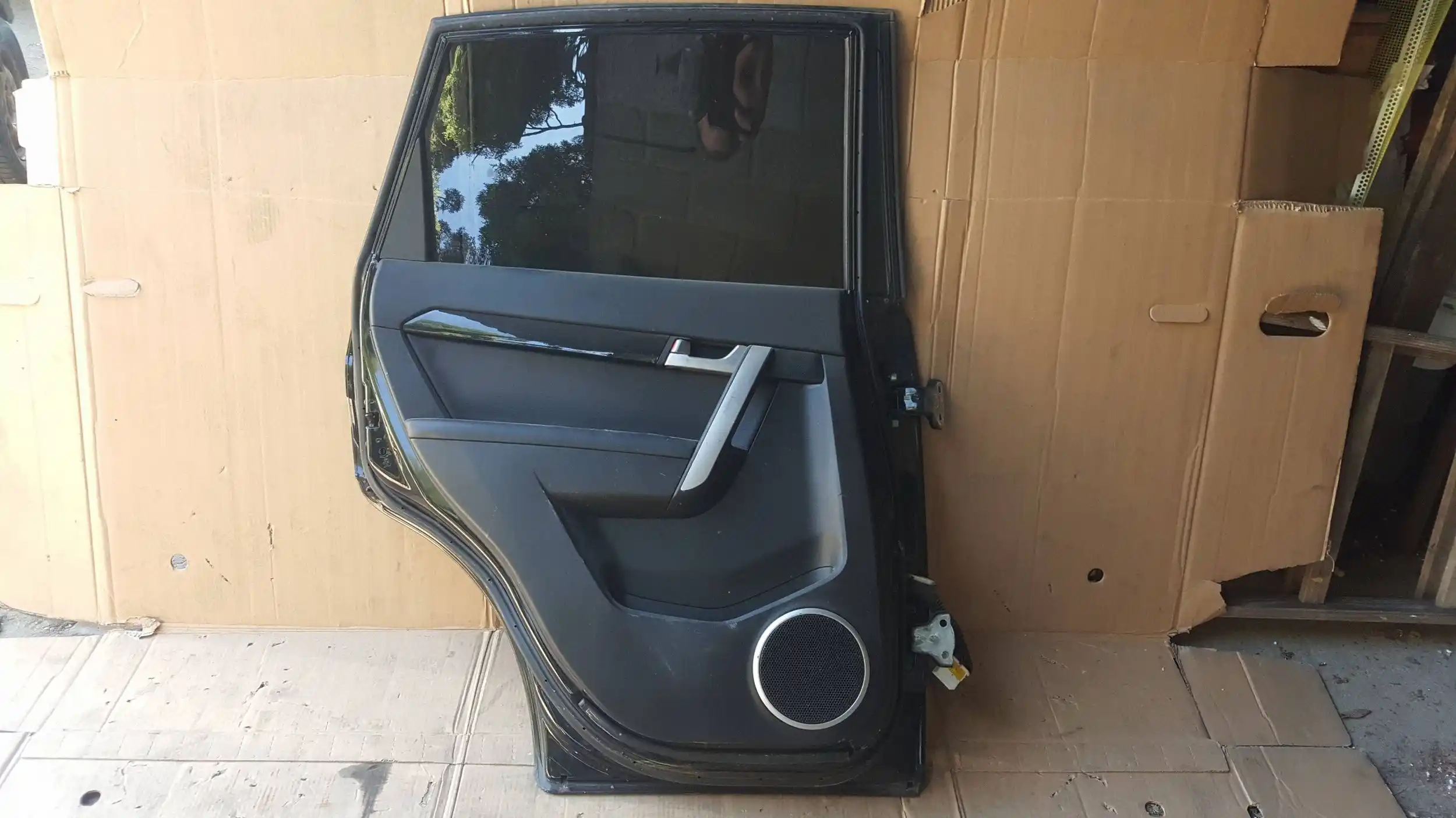 DRZWI LEWY TYŁ TYLNE CHEVROLET CAPTIVA I LIFT 11- GAR