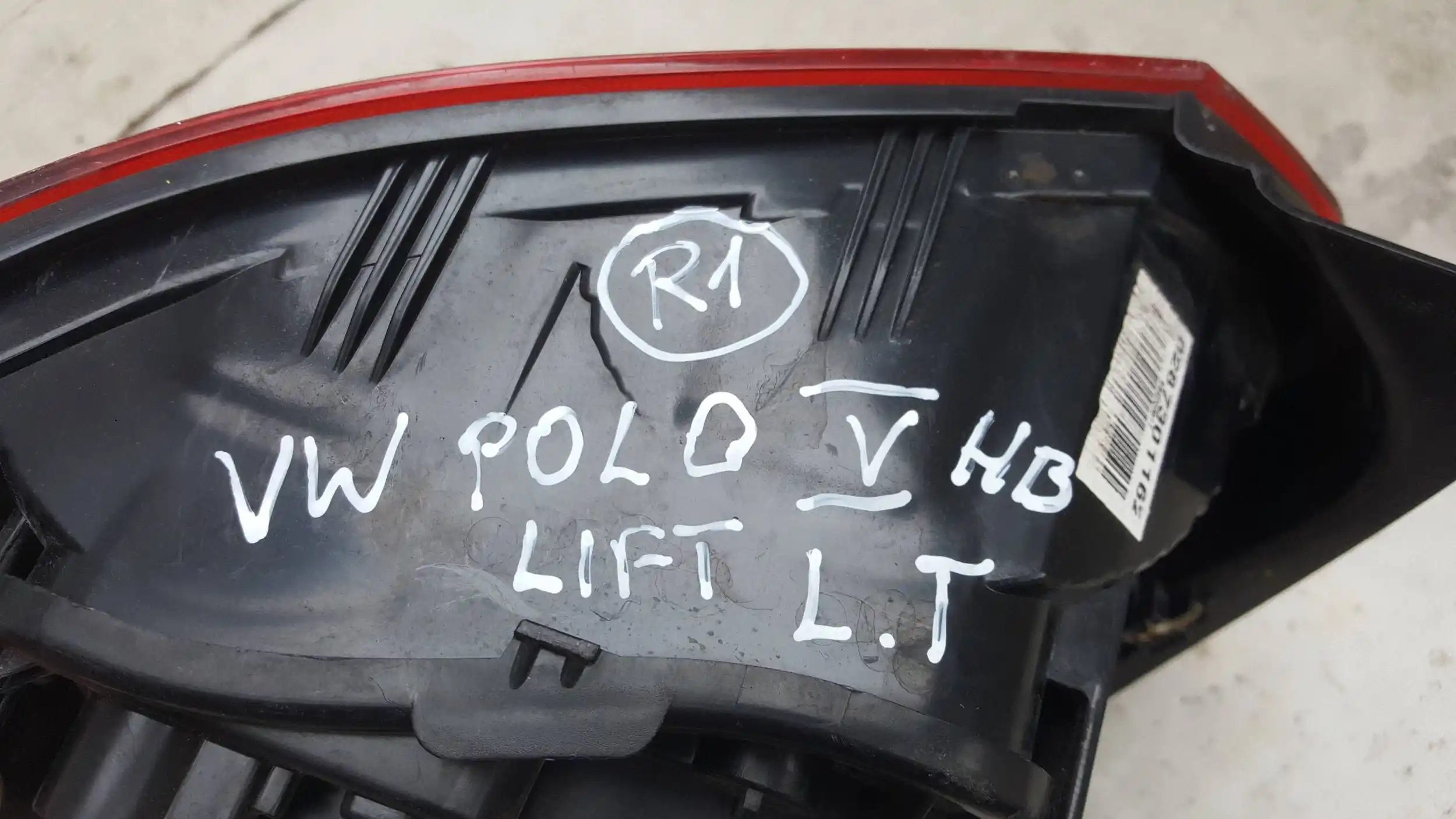 LAMPA LEWY TYŁ TYLNA 6C0945095K VW POLO V 6C LIFT 14-17