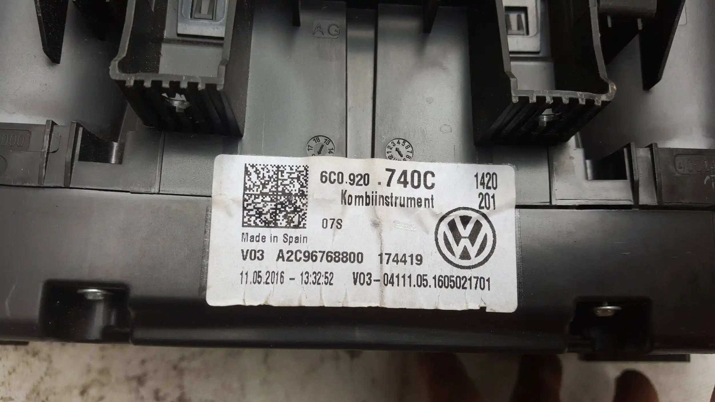 LICZNIK ZEGARY 6C0920740C VW POLO V 6R 6C 1.2 TSI 09-17