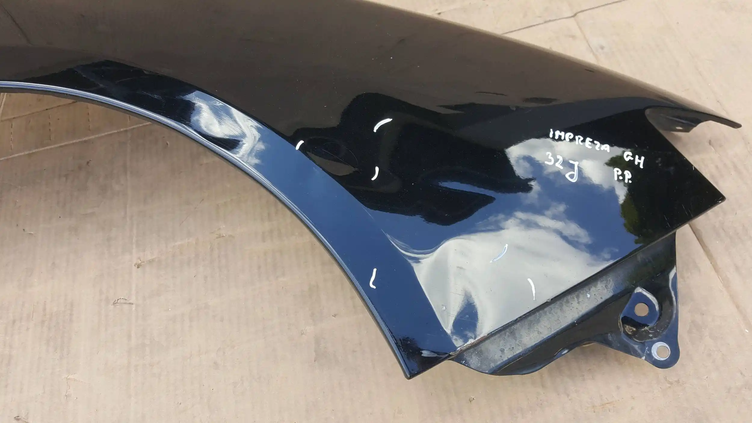 BŁOTNIK PRAWY PRZÓD PRZEDNI SUBARU IMPREZA III GH 07-11 32J