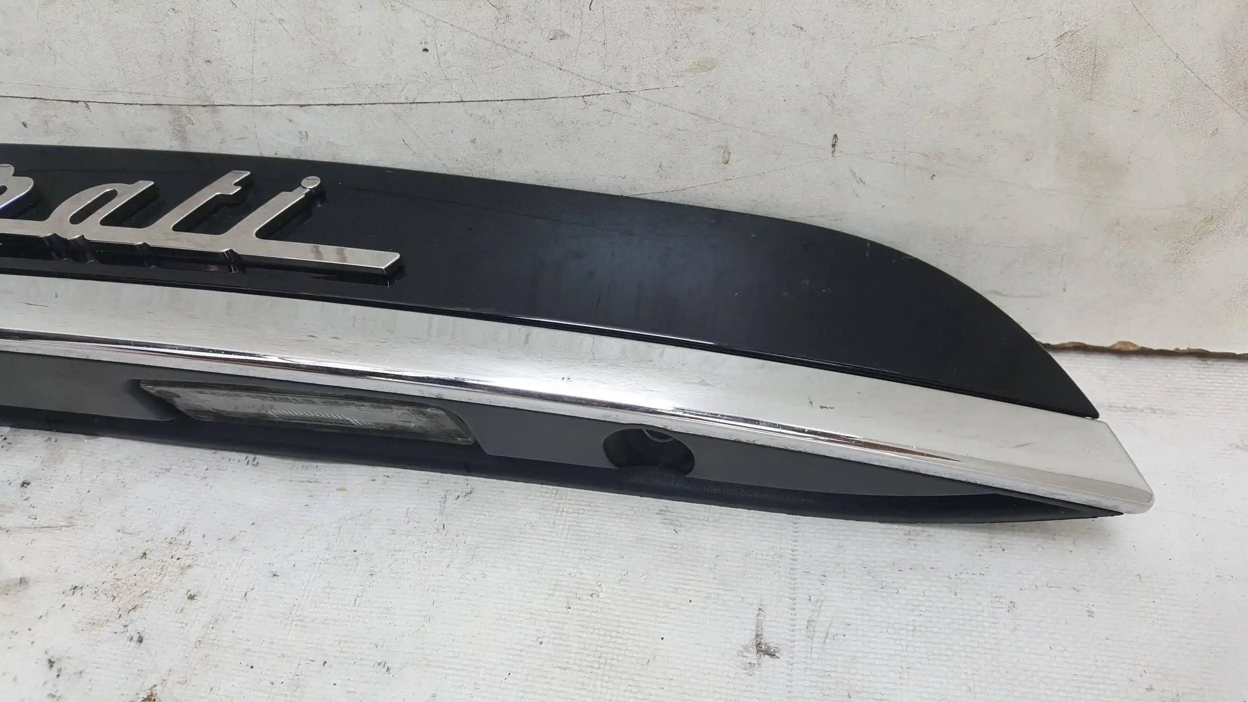 BLENDA LISTWA KLAPY TYŁ 670017274 MASERATI GHIBLI III 13-