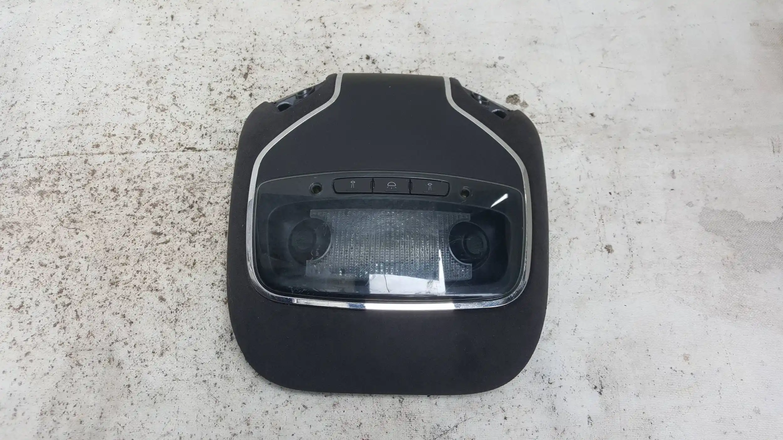 LAMPKA PODSUFITKI 6700247050 MASERATI GHIBLI III 13-