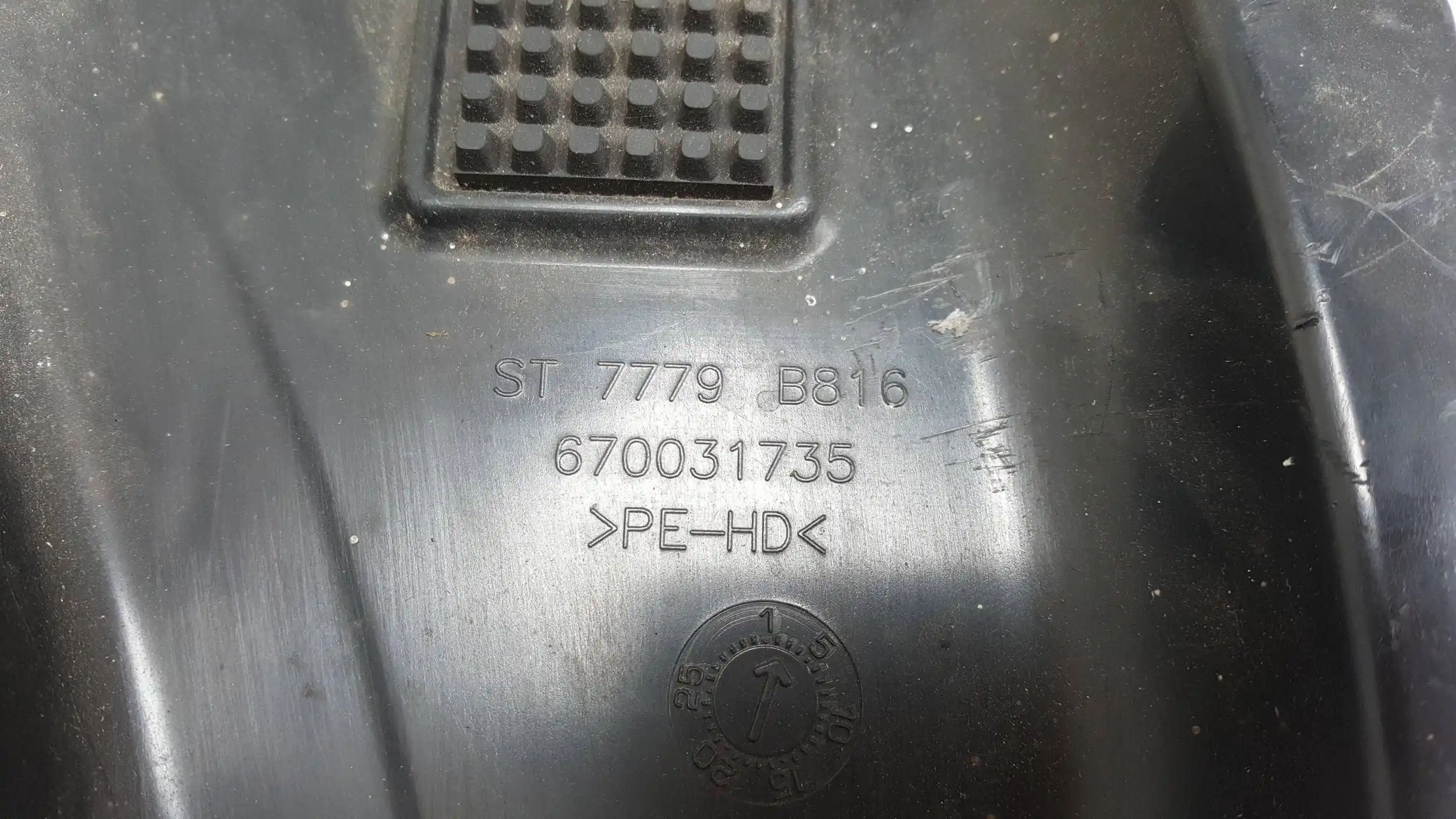 POMPA ADBLUE F01C25141 ZBIORNIK 670031735 MASERATI GHIBLI 3.0 D 13-