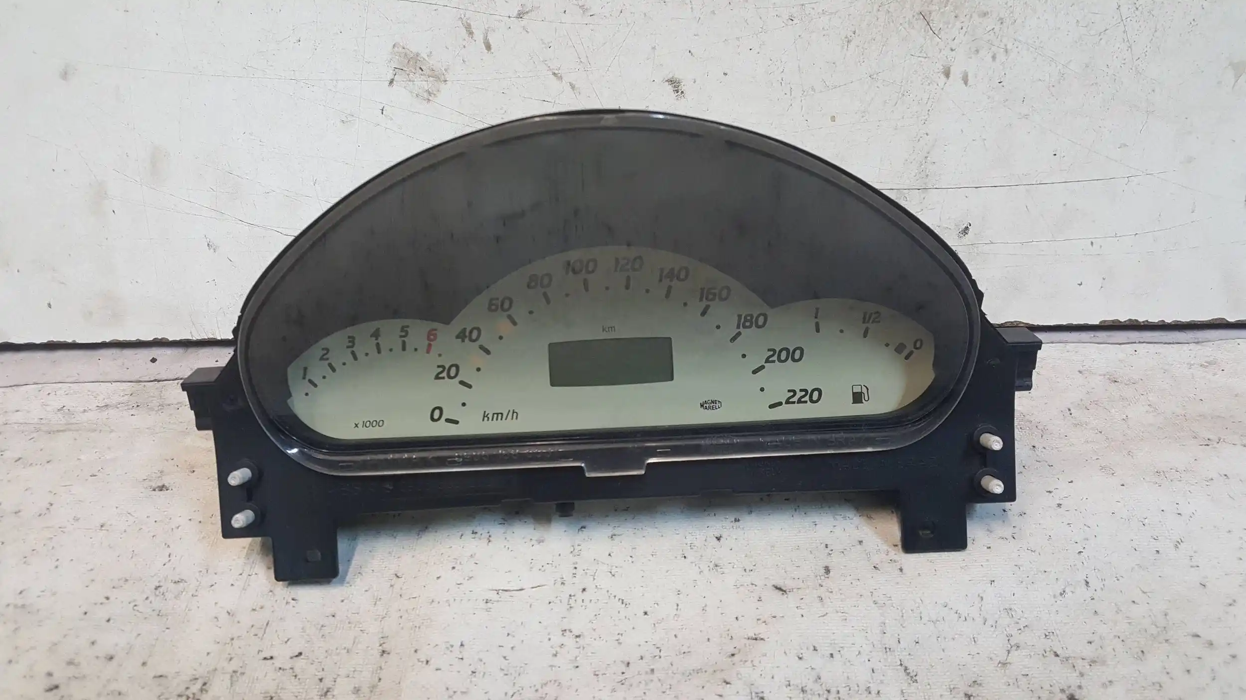LICZNIK ZEGARY MERCEDES A KLASA W168 1.9 97-