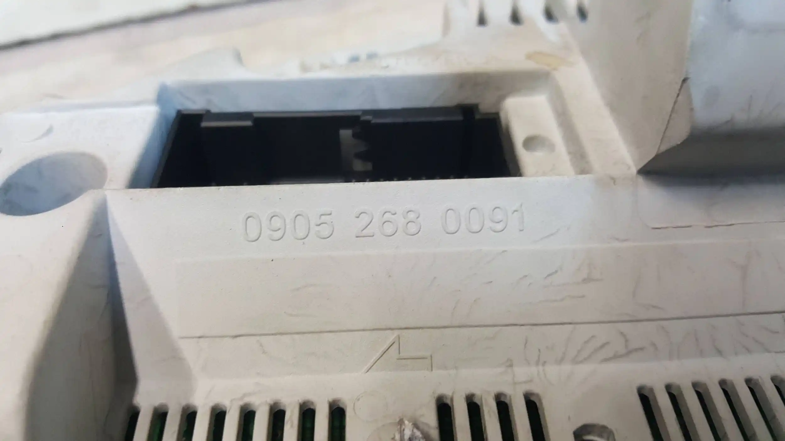 LICZNIK ZEGARY MERCEDES A KLASA W168 1.9 97-