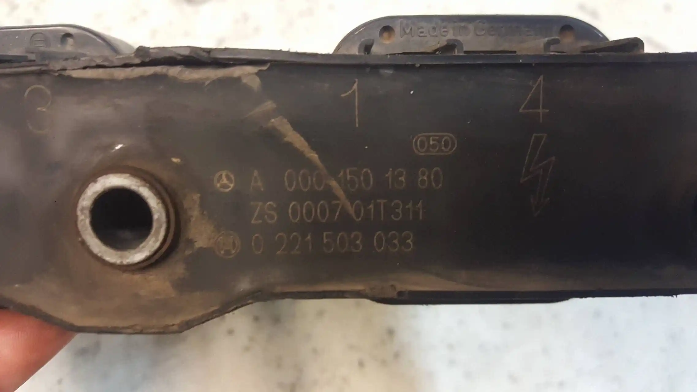 CEWKA ZAPŁONOWA A0001501380 0221503033 MERCEDES A KLASA W168 1.9 97-