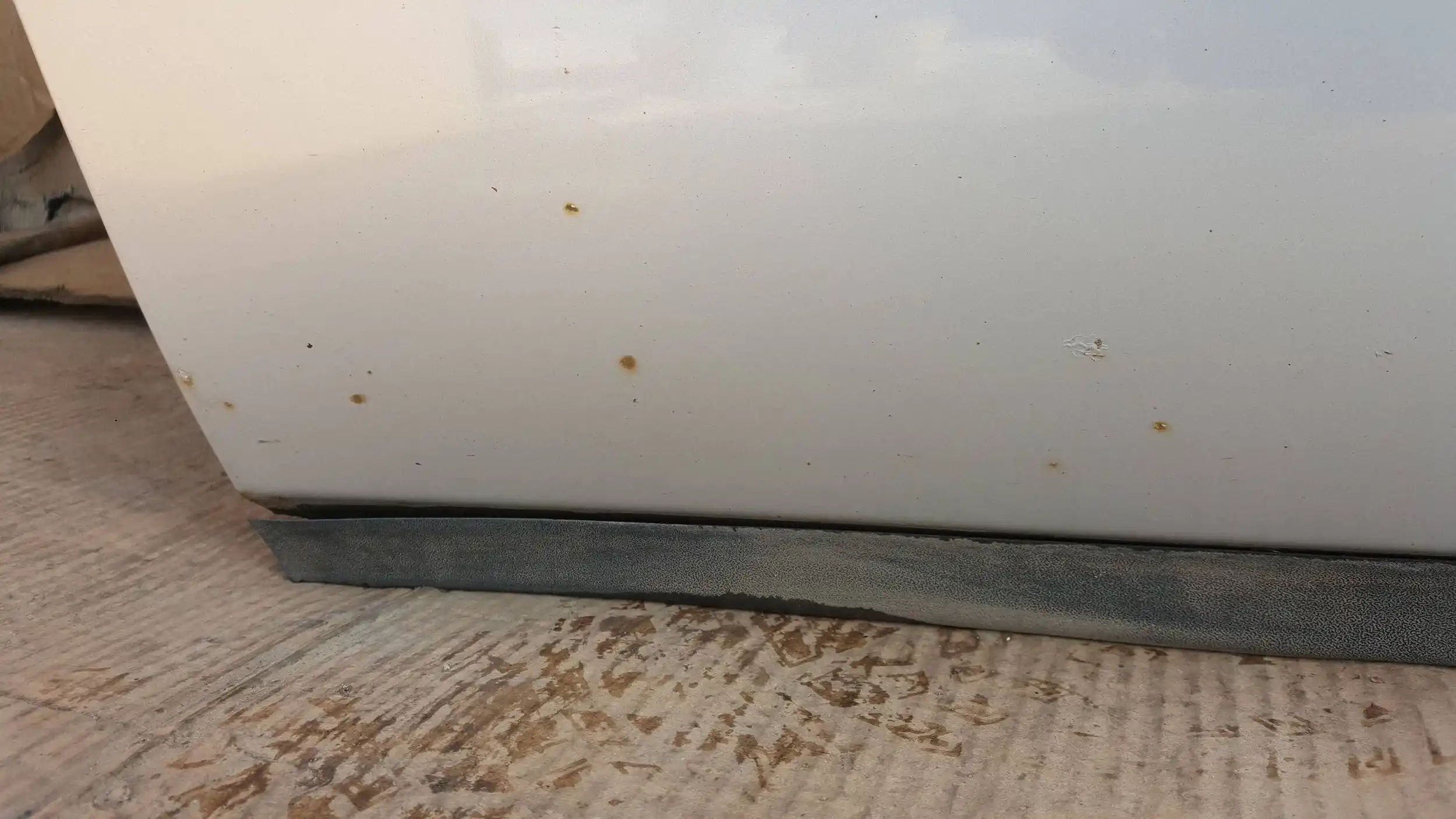 DRZWI PRAWY TYŁ TYLNE MERCEDES A KLASA W168 LONG 97- 761