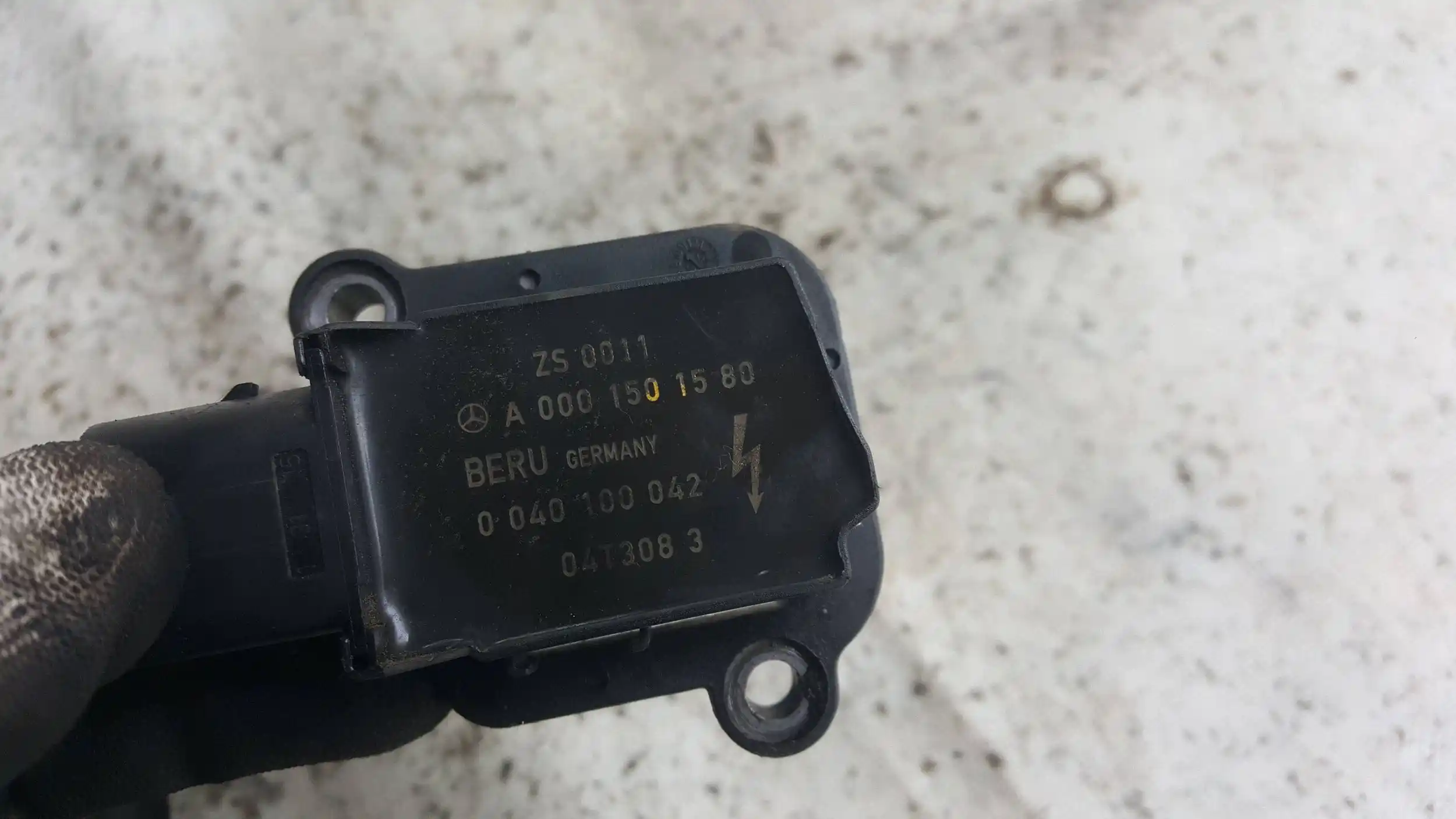 CEWKI 0040100053 0040100042 MERCEDES C-KLASA W203 1.8 KOMPRESOR 00-