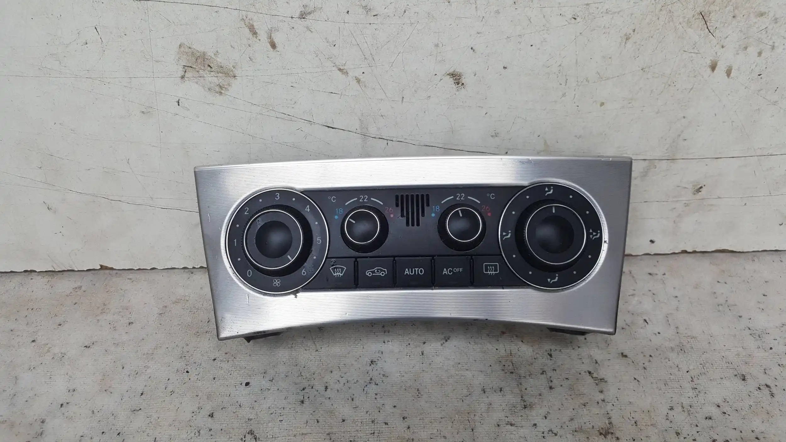 PANEL STEROWANIA NAWIEWU KLIMATYZACJI A2038303085 MERCEDES W203 LIFT 04-07