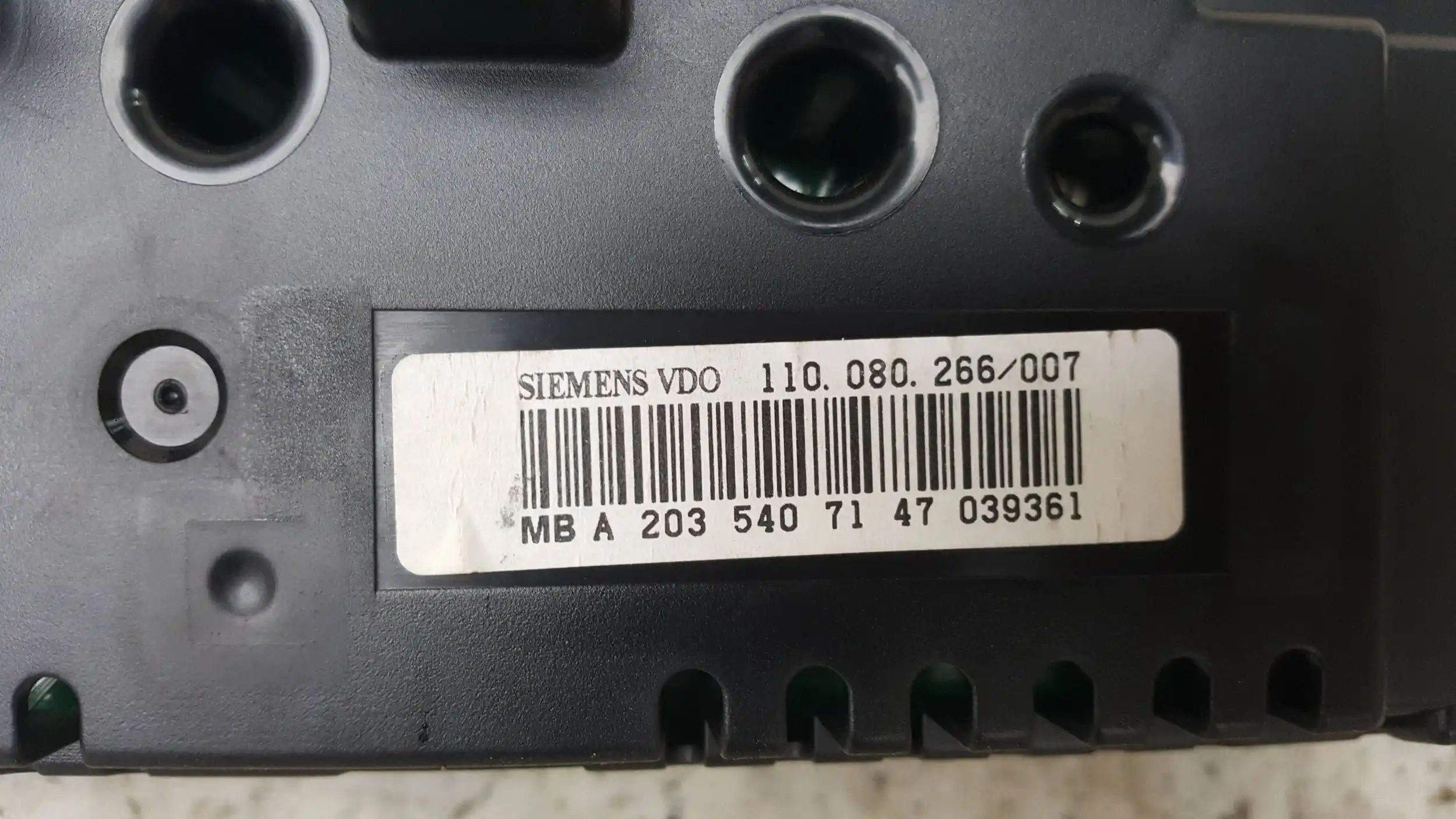 LICZNIK ZEGARY A2035407147 MERCEDES W203 C-KLASA LIFT 1.8 K 04-07