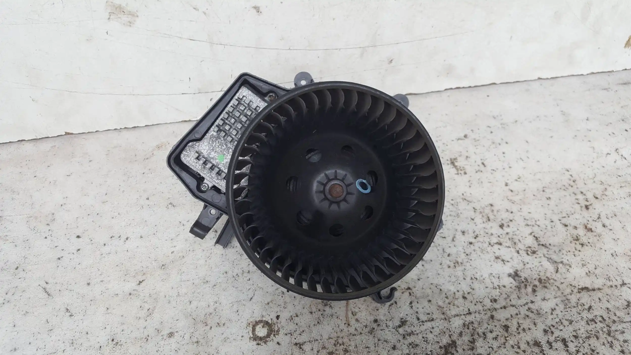 DMUCHAWA WENTYLATOR KABINOWY MERCEDES C-KLASA W203 00-