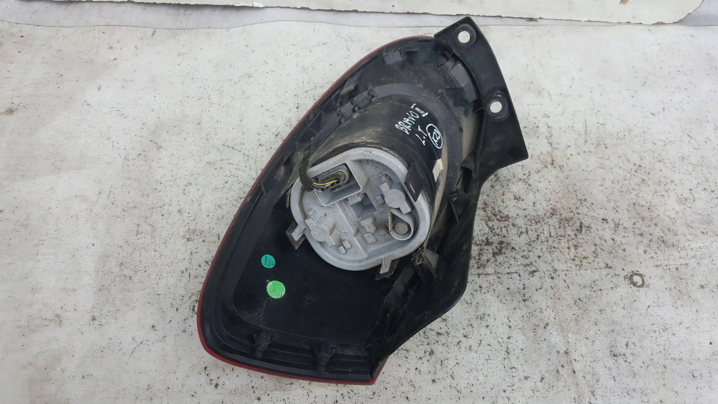 LAMPA LEWY TYŁ TYLNA FIAT BRAVO II 07-10