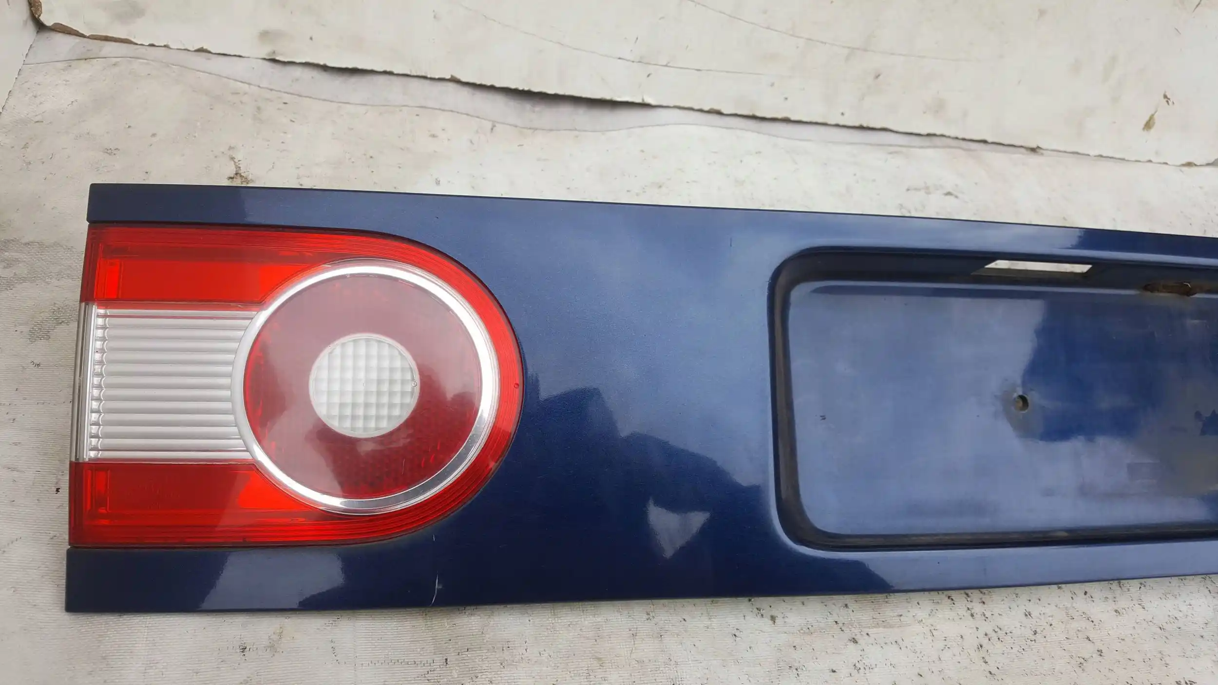 BLENDA LISTWA KLAPY TYŁ TYLNEJ VW SHARAN I MK2 LIFT 04-10 LD5Q