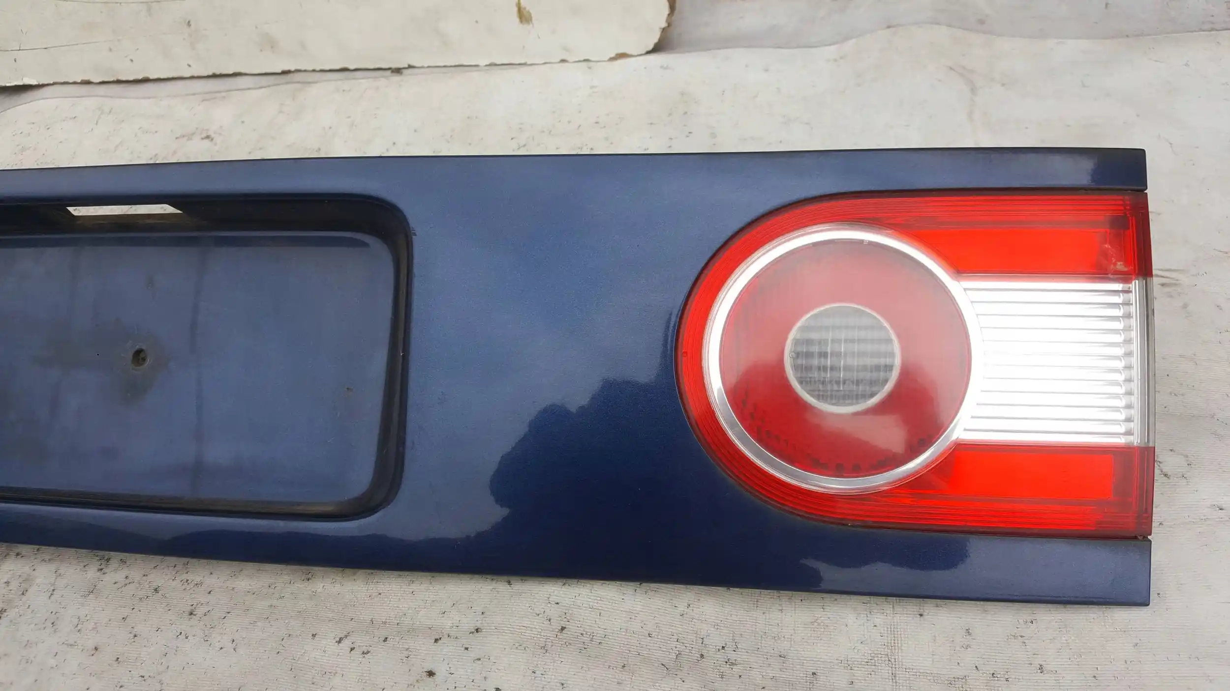 BLENDA LISTWA KLAPY TYŁ TYLNEJ VW SHARAN I MK2 LIFT 04-10 LD5Q