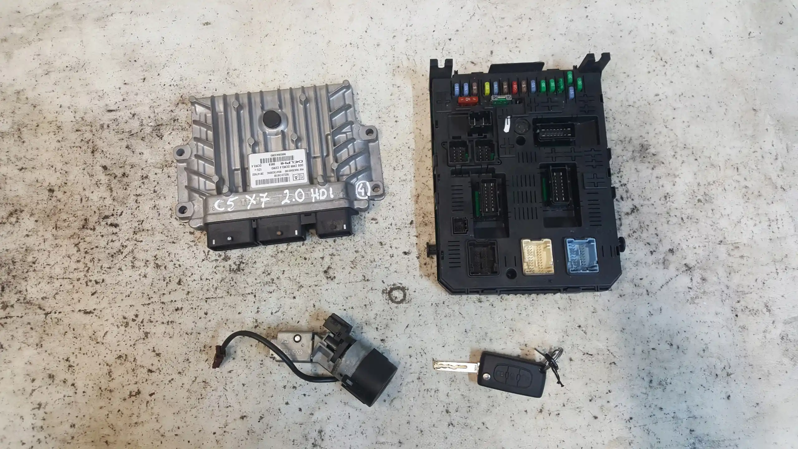 KOMPUTER 9665843380 ZESTAW IMMO CITROEN C5 III X7 2.0 HDI 08-