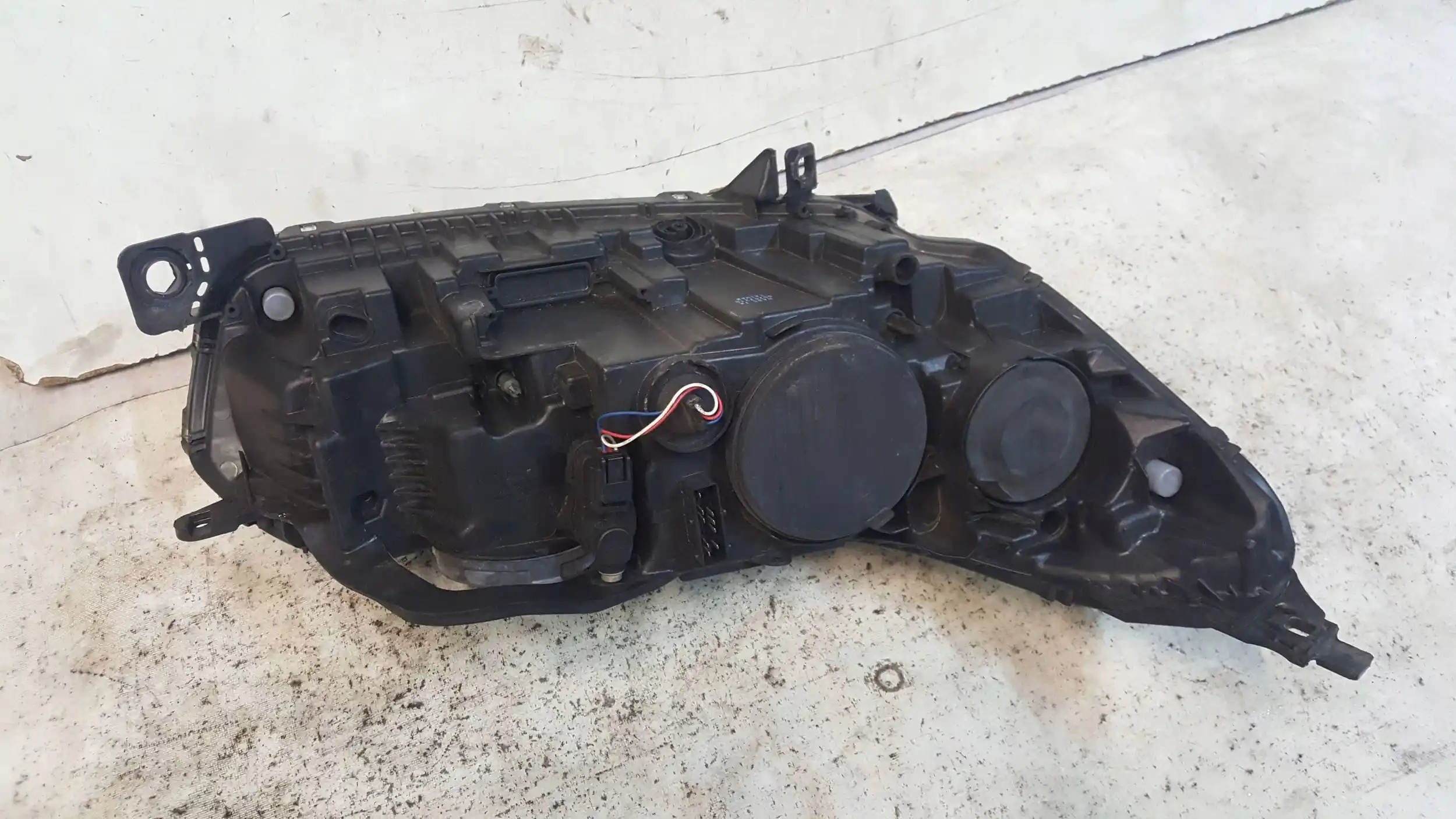 LAMPA LEWY PRZÓD PRZEDNIA TYC CITROEN C5 III X7 08-10