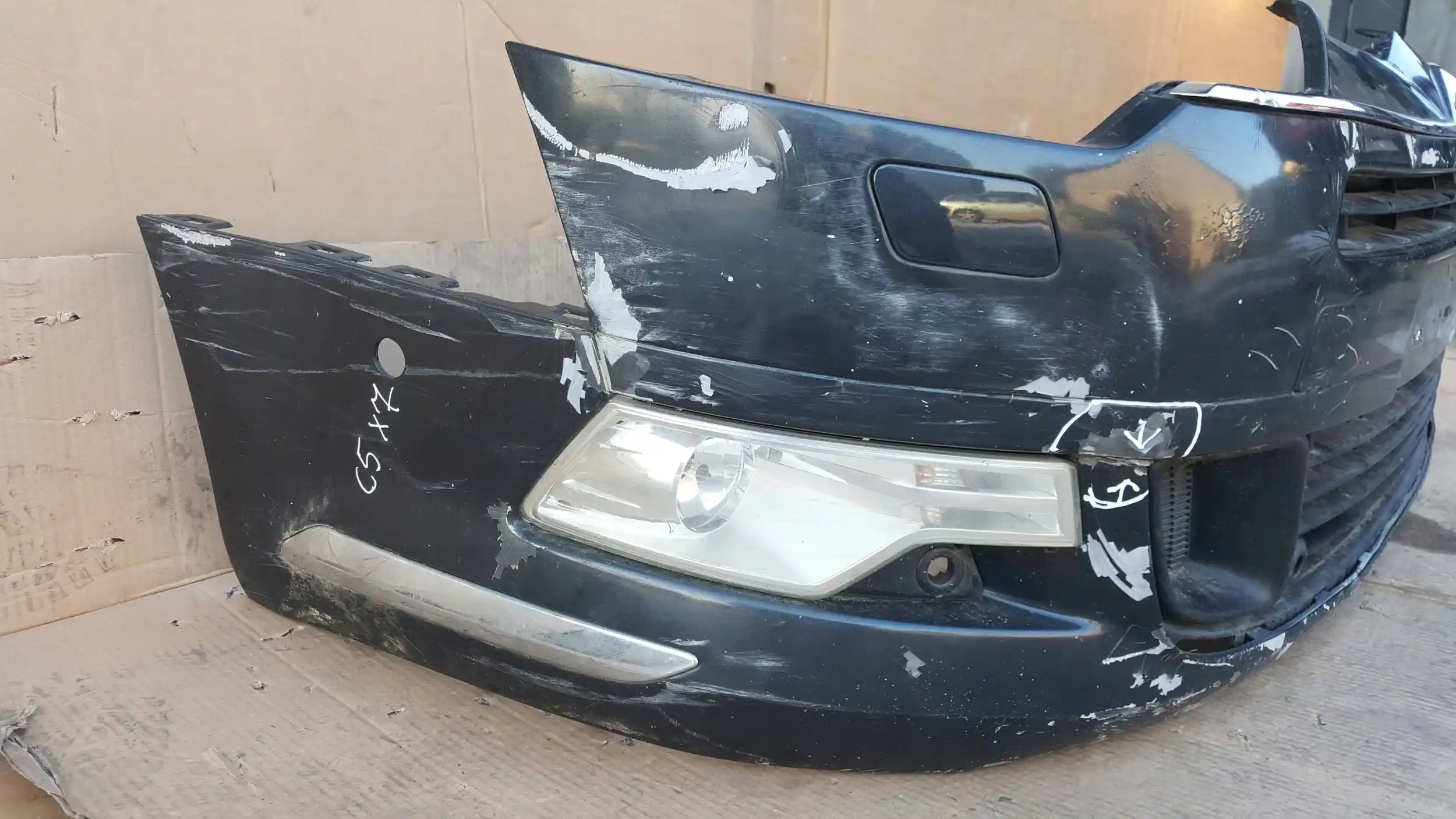 ZDERZAK PRZÓD PRZEDNI CITROEN C5 III X7 08-12