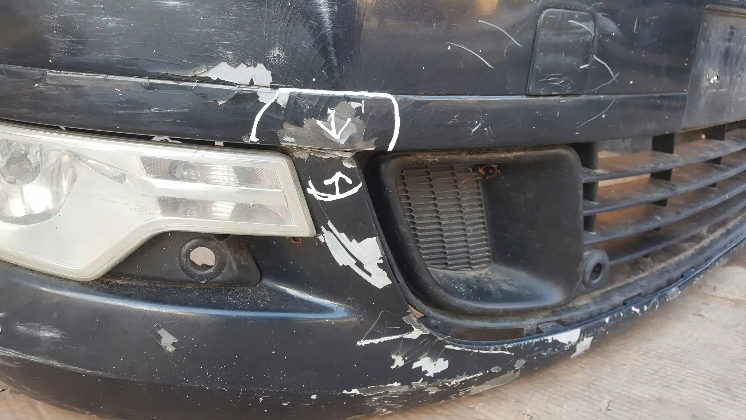 ZDERZAK PRZÓD PRZEDNI CITROEN C5 III X7 08-12