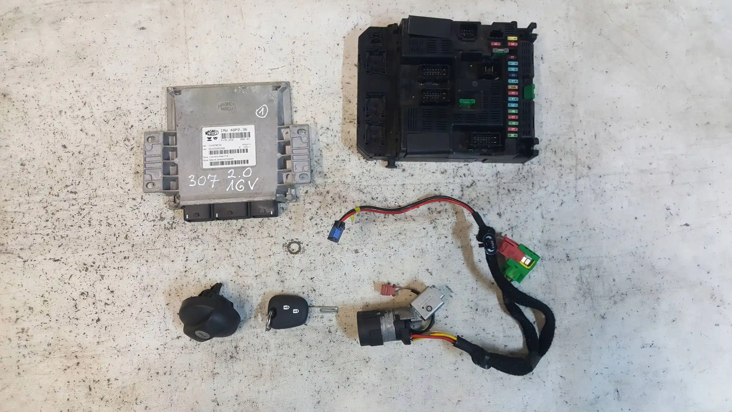 KOMPUTER 9643922580 9642606280 ZESTAW IMMO PEUGEOT 307 2.0 16V 01-