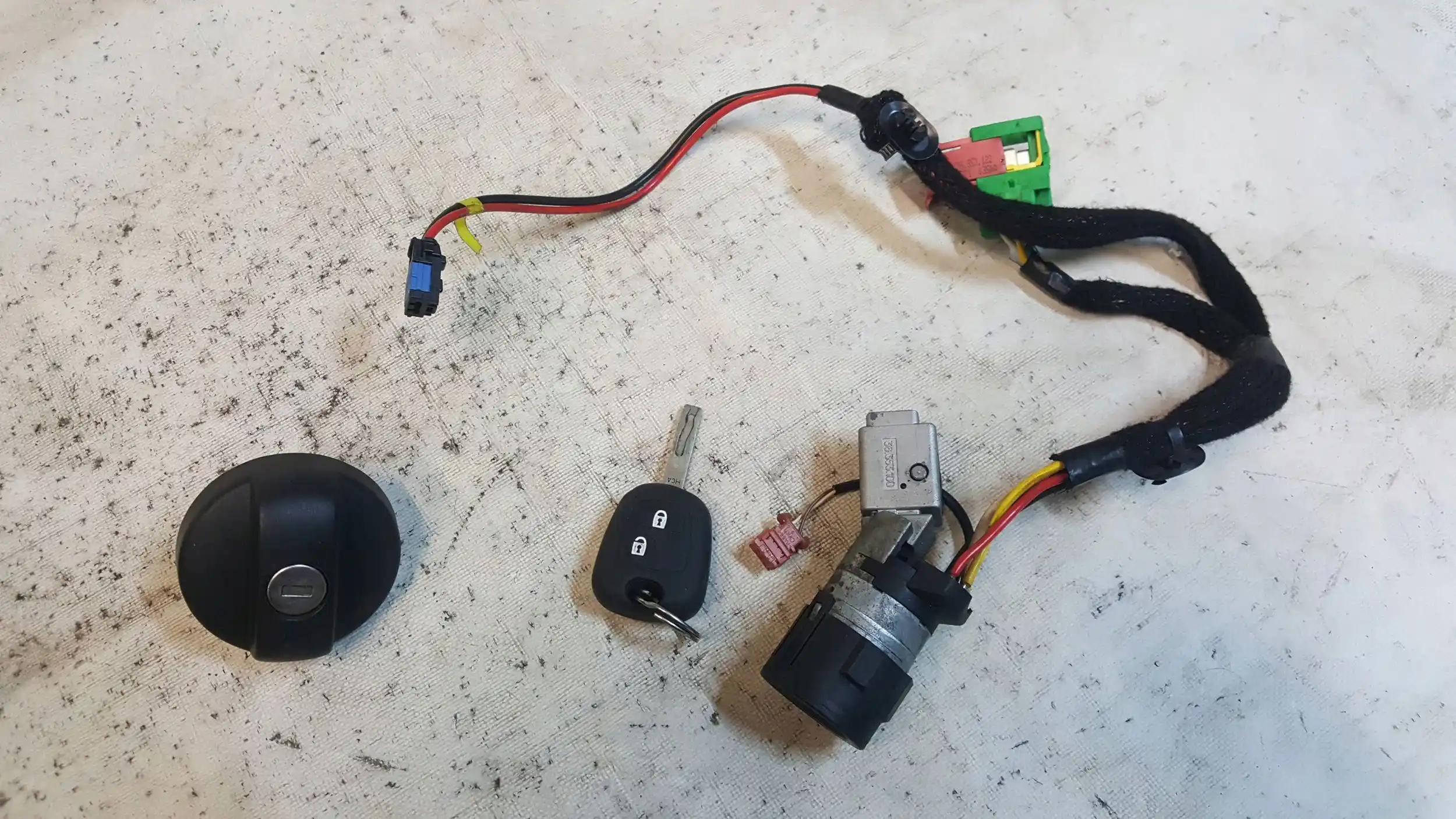 KOMPUTER 9643922580 9642606280 ZESTAW IMMO PEUGEOT 307 2.0 16V 01-