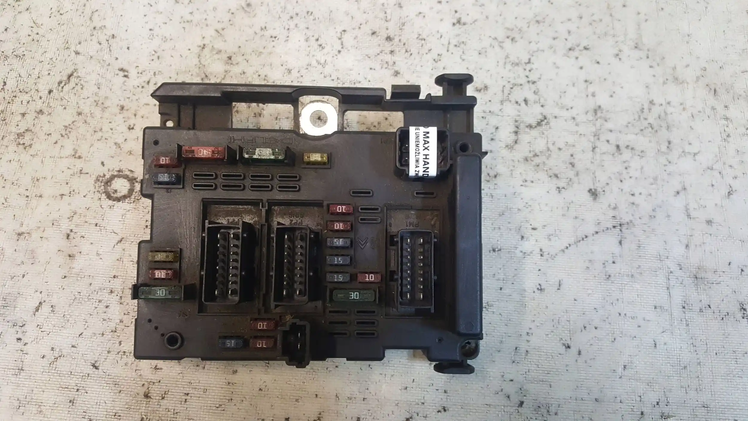 SKRZYNKA BEZPIECZNIKÓW MODUŁ BSM B5 9643537880 PEUGEOT 307 01-