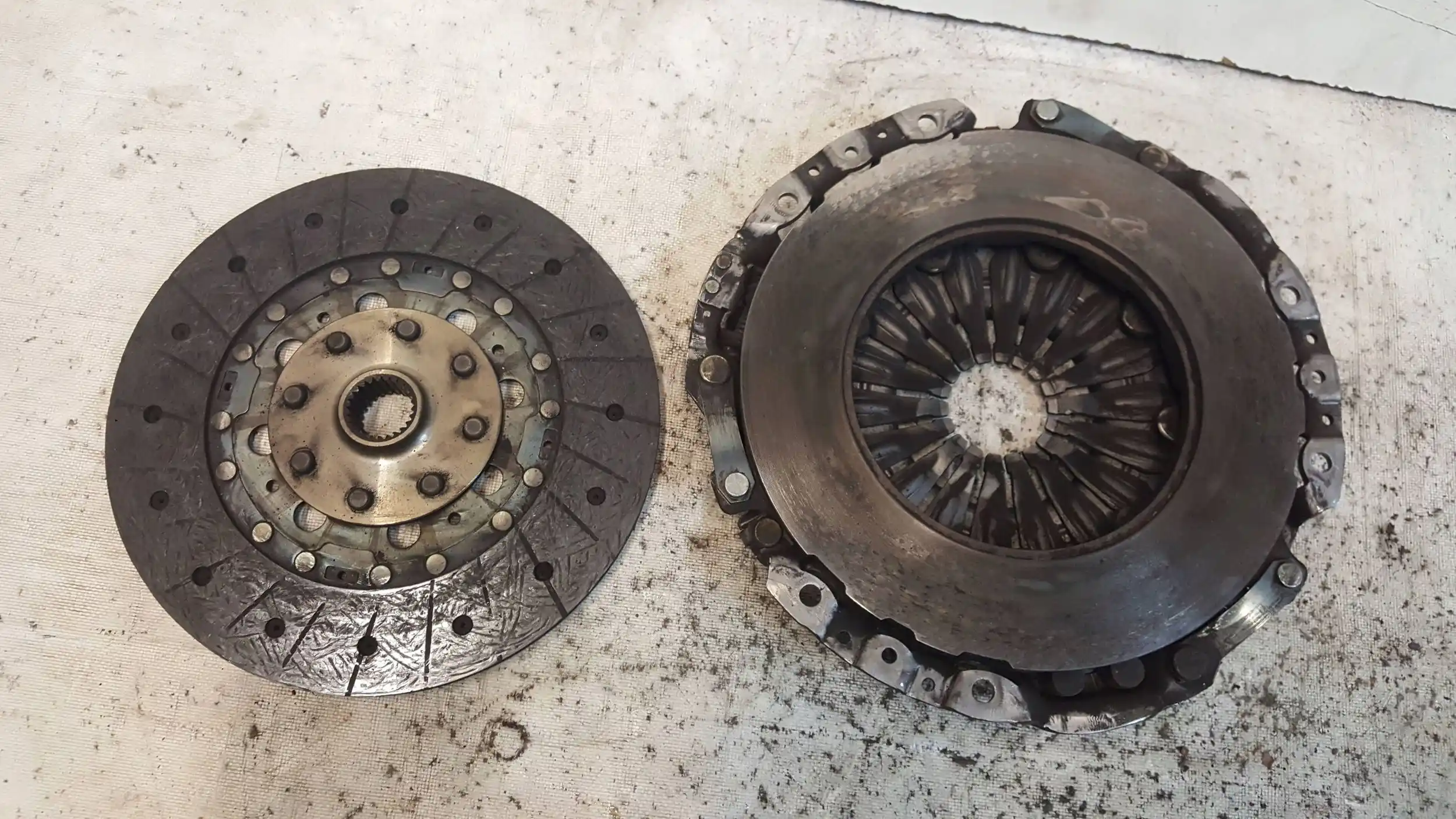 KOŁO DWUMASOWE DWUMAS A6650301205 SSANGYONG KYRON 2.0 XDI 05-