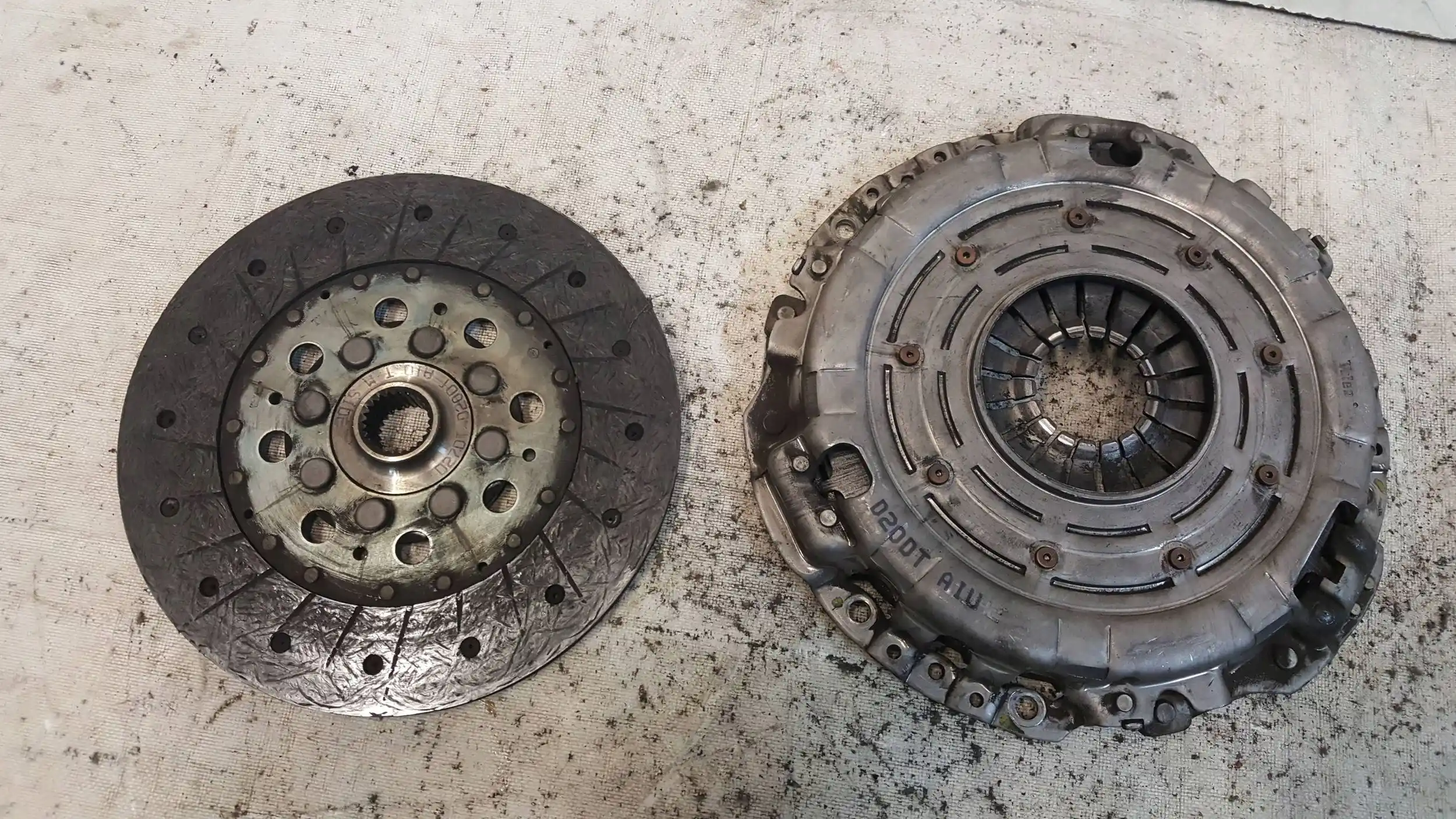 KOŁO DWUMASOWE DWUMAS A6650301205 SSANGYONG KYRON 2.0 XDI 05-