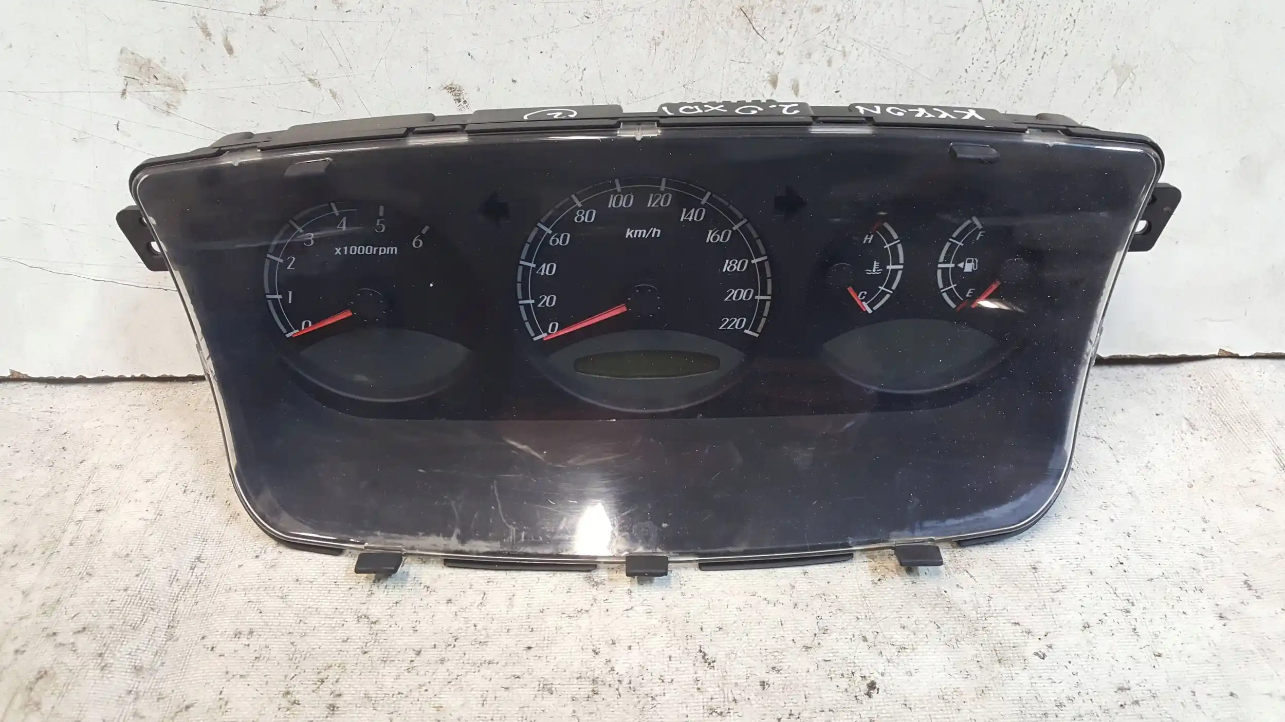 LICZNIK ZEGARY 8021009040 SSANGYONG KYRON 2.0 XDI 05-07