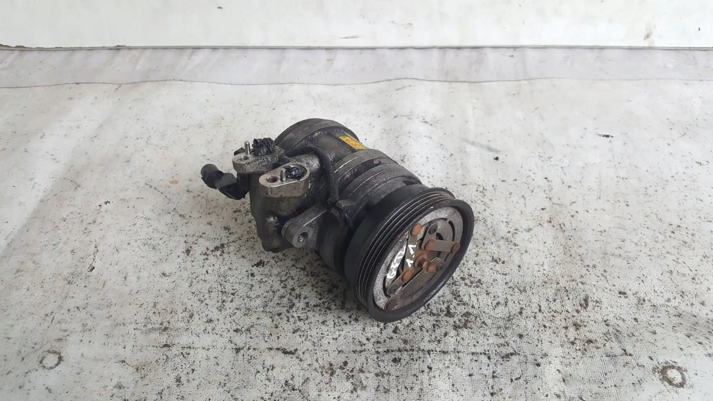 SPRĘŻARKA KOMPRESOR KLIMATYZACJI 977011CXXX HYUNDAI GETZ 1.1 12V