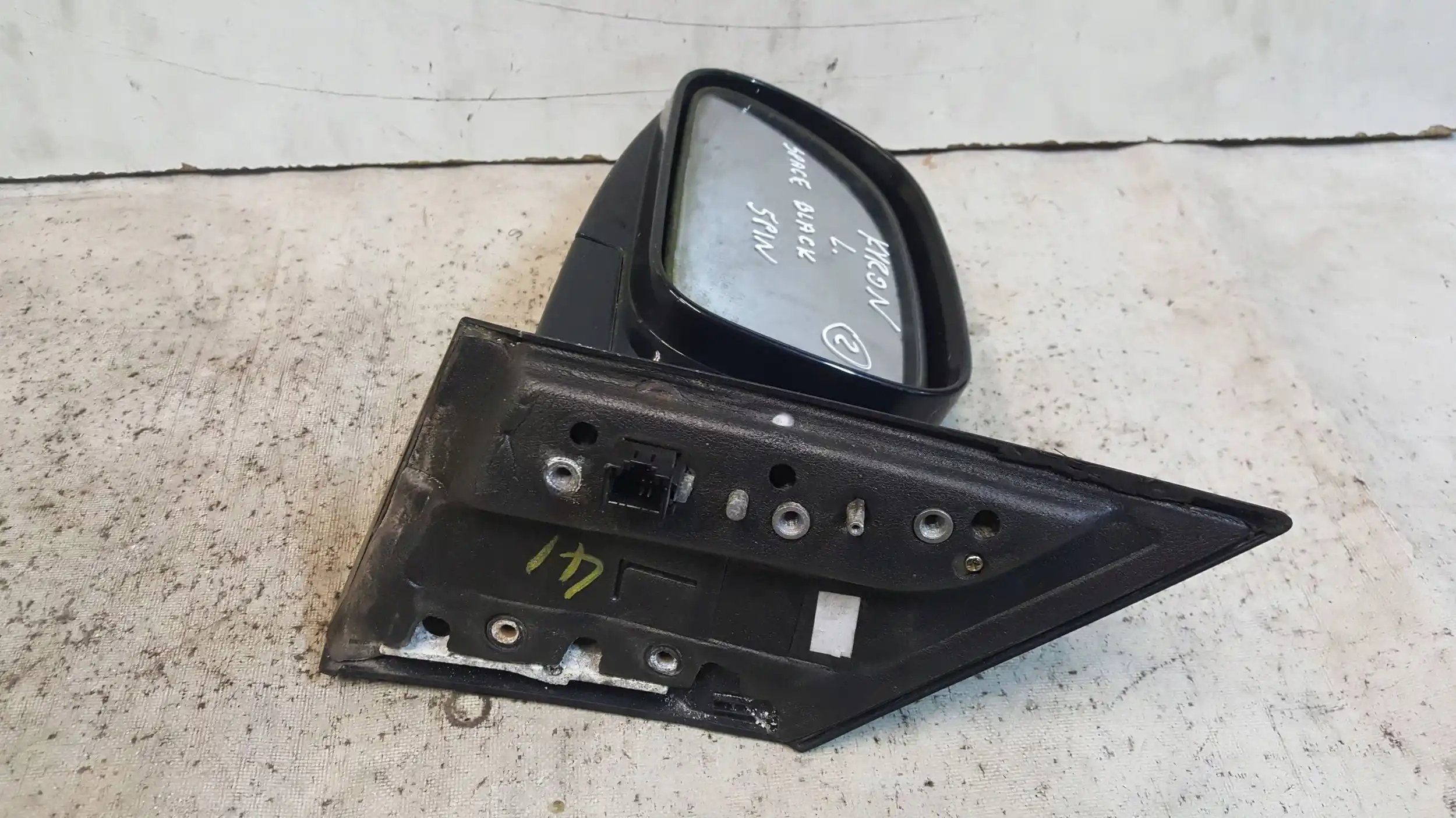 LUSTERKO LEWE ELEKTRYCZNE 5 PIN SSANGYONG KYRON 05-07 SPACE BLACK