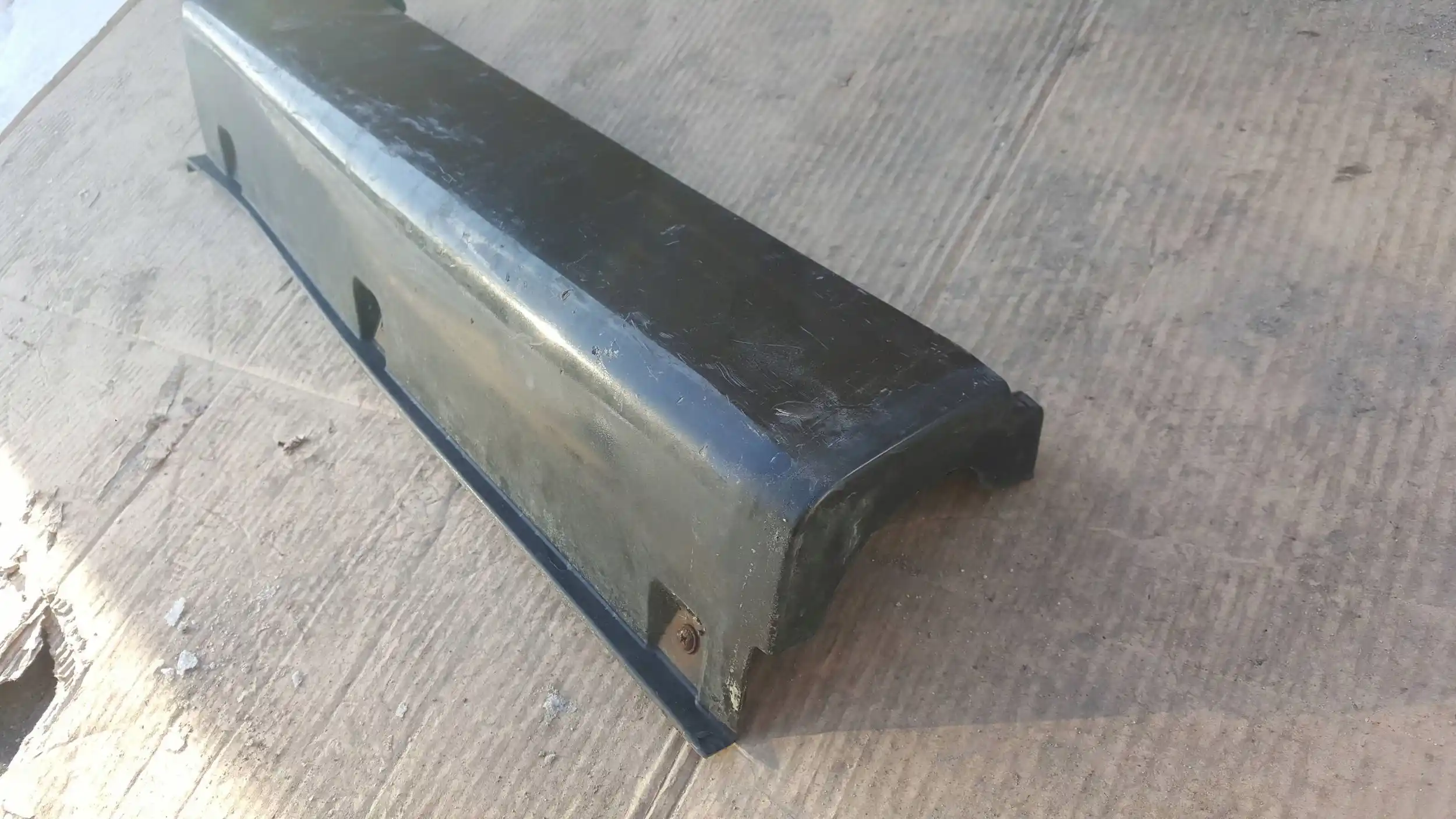NAKŁADKA PROGOWA PRAWY PRZÓD TYŁ 7958609000 7956609000 SSANGYONG KYRON 05-