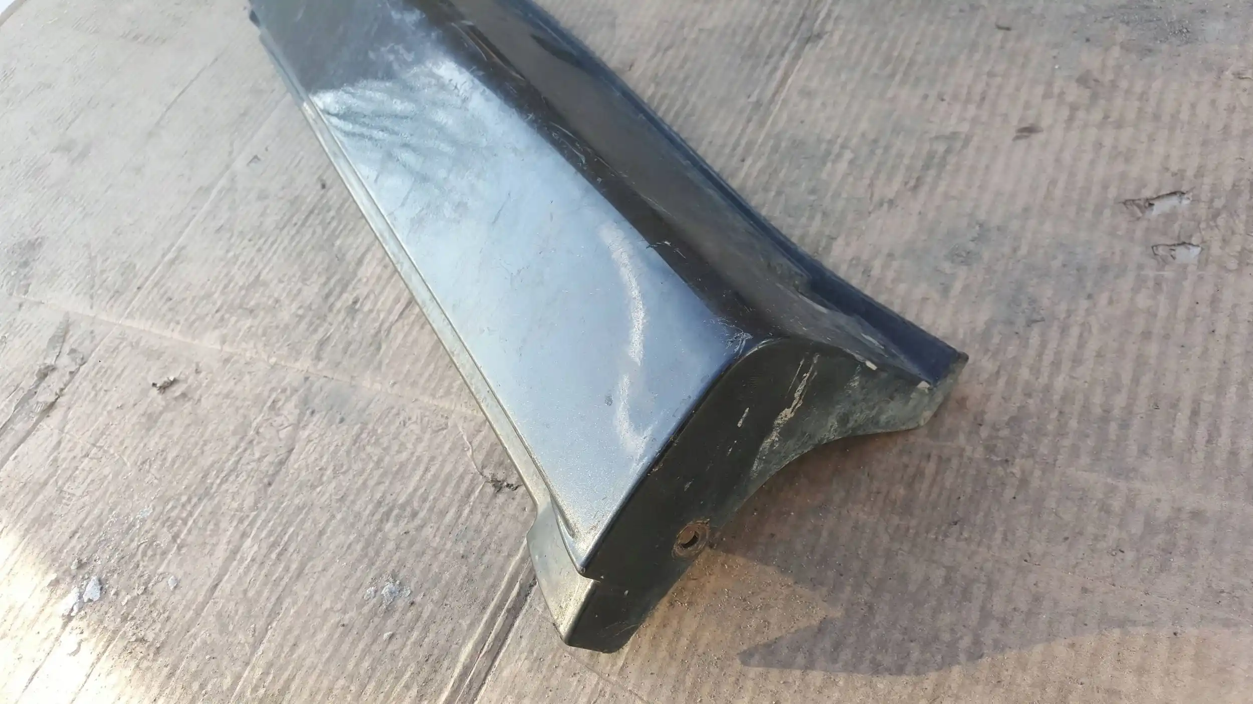 NAKŁADKA PROGOWA PRAWY PRZÓD TYŁ 7958609000 7956609000 SSANGYONG KYRON 05-