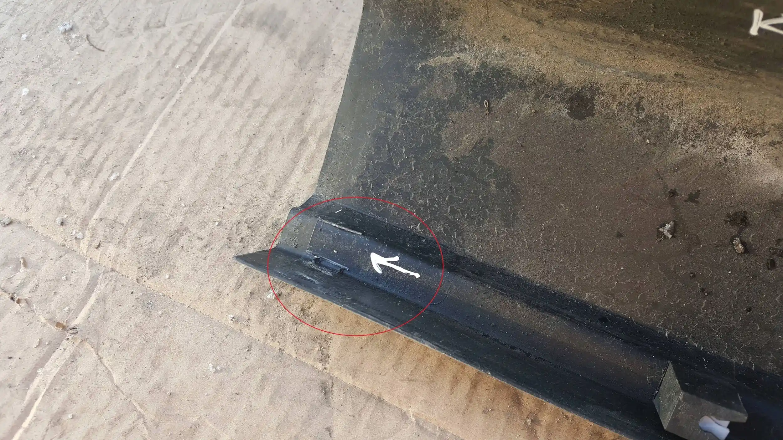 NAKŁADKA PROGOWA PRAWY PRZÓD TYŁ 7958609000 7956609000 SSANGYONG KYRON 05-