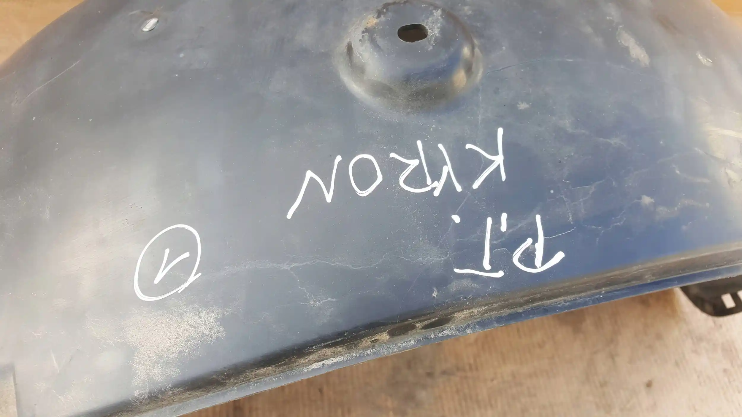 NADKOLE PRAWY TYŁ TYLNE 7974009000 SSANGYONG KYRON 05-