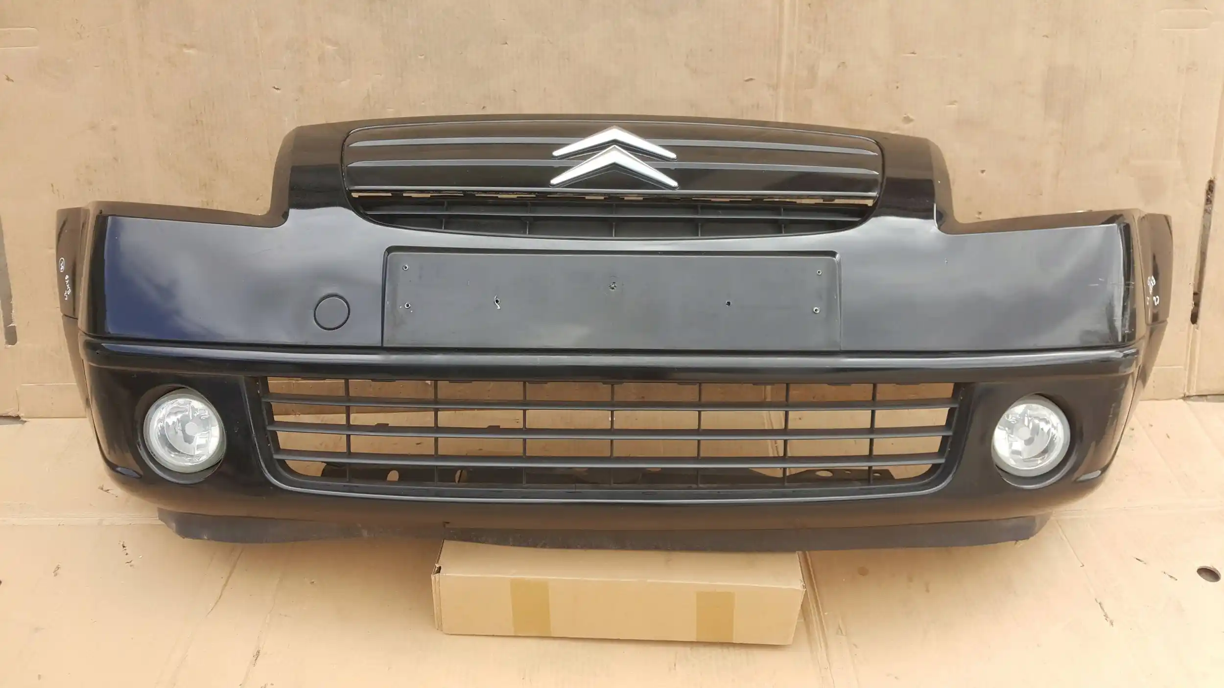 ZDERZAK PRZÓD PRZEDNI CITROEN C2 03-08 EXYB
