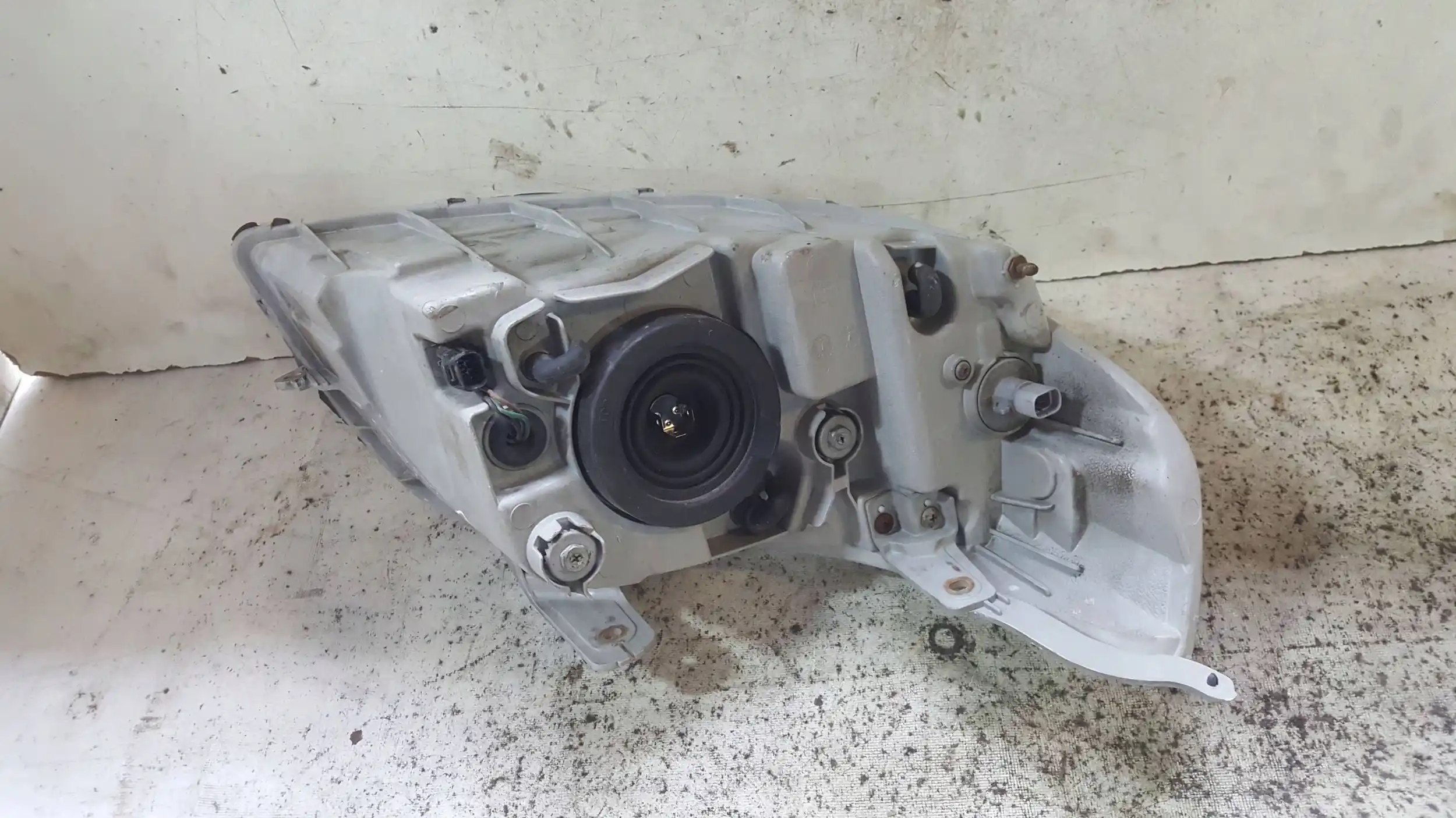 LAMPA LEWY PRZÓD PRZEDNIA CHEVROLET AVEO T255 07-12