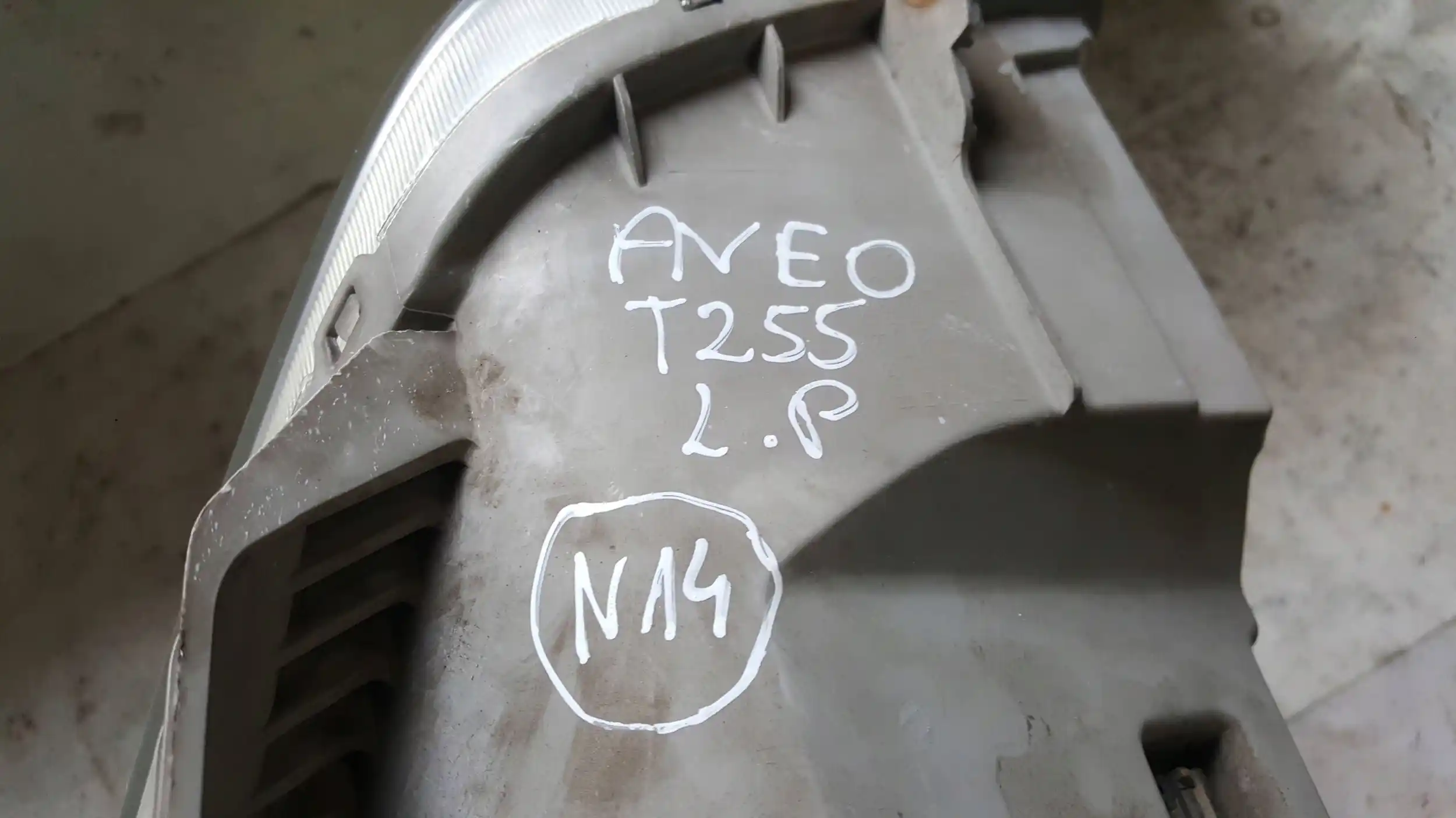 LAMPA LEWY PRZÓD PRZEDNIA CHEVROLET AVEO T255 07-12