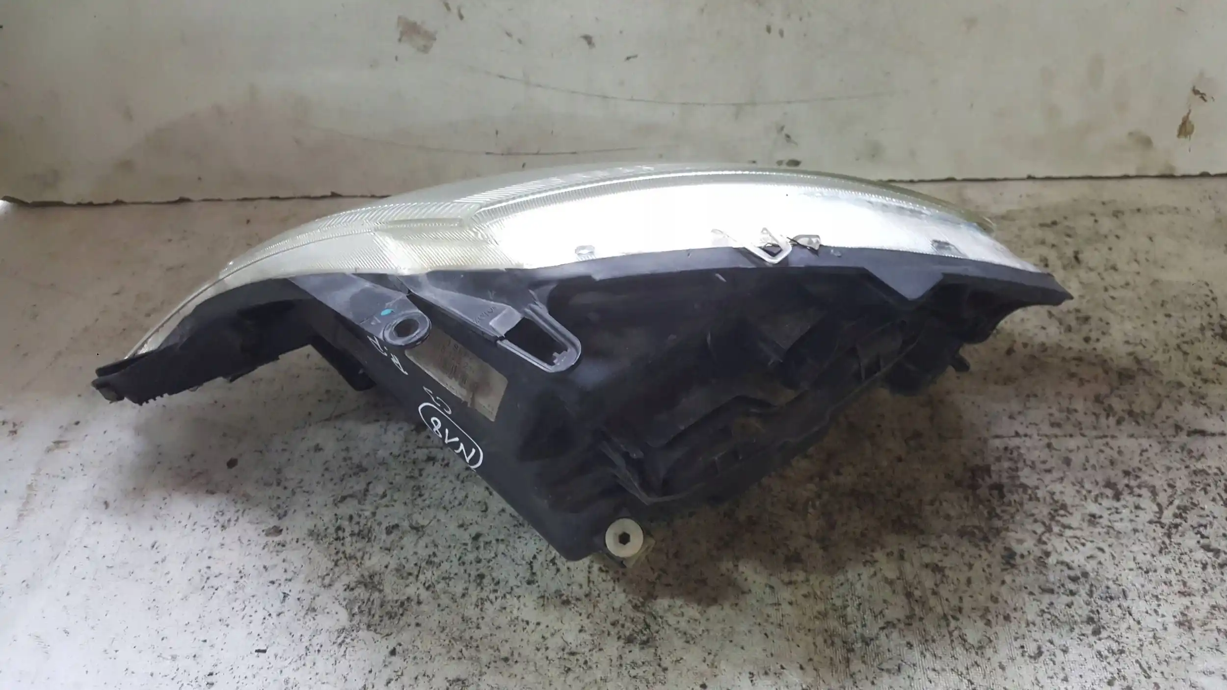 LAMPA PRAWY PRZÓD PRZEDNIA CITROEN C3 I 02-09