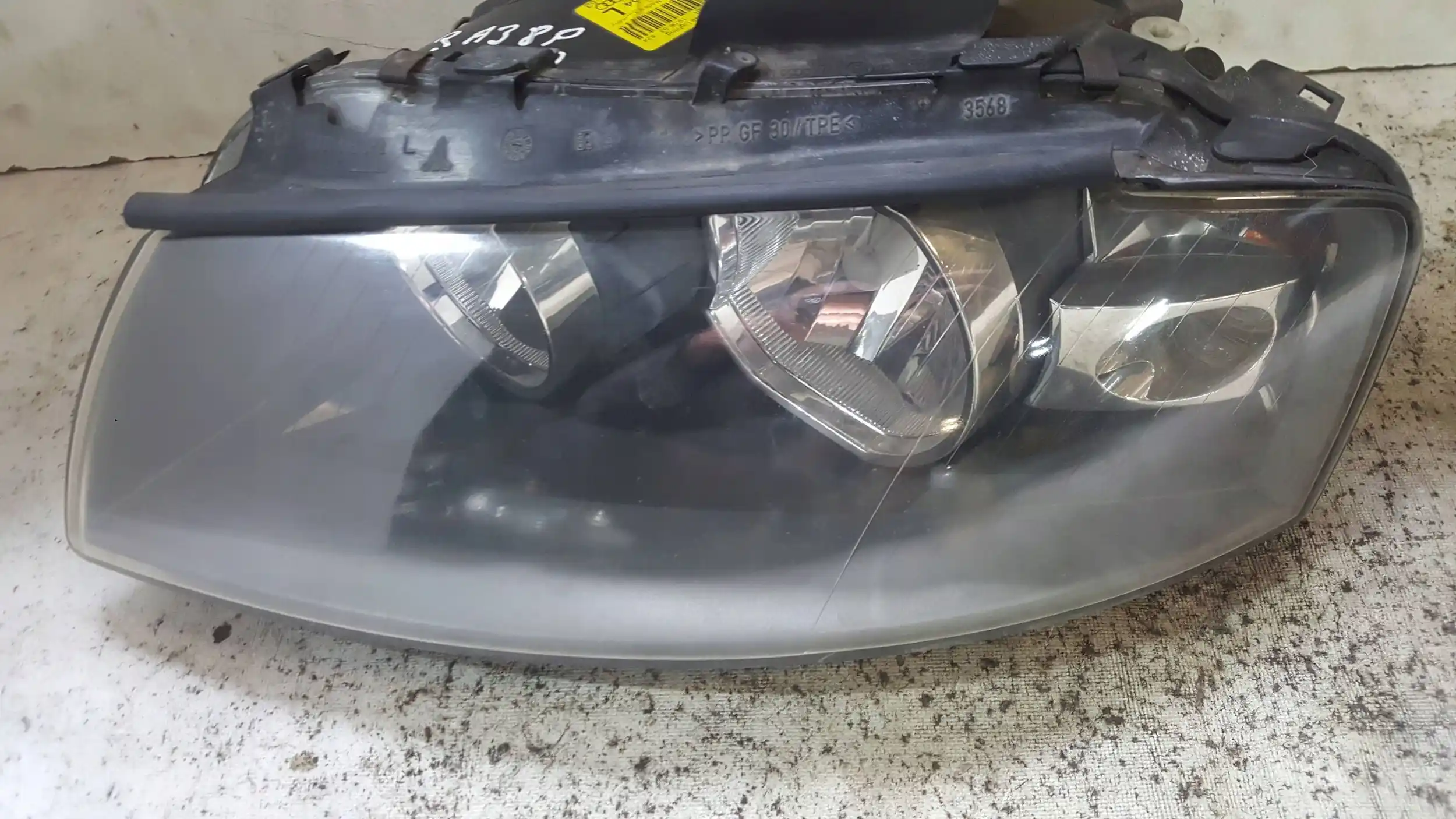 LAMPA LEWY PRZÓD PRZEDNIA 8P0941003A AUDI A3 8P 03-08