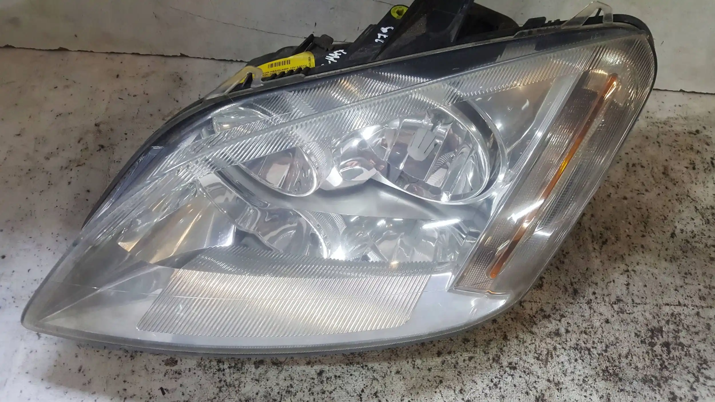 LAMPA LEWY PRZÓD PRZEDNIA 3M5113006AH FORD C-MAX MK1 03-06