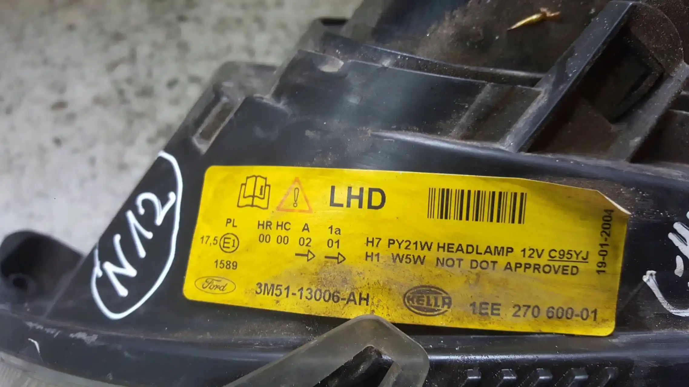 LAMPA LEWY PRZÓD PRZEDNIA 3M5113006AH FORD C-MAX MK1 03-06