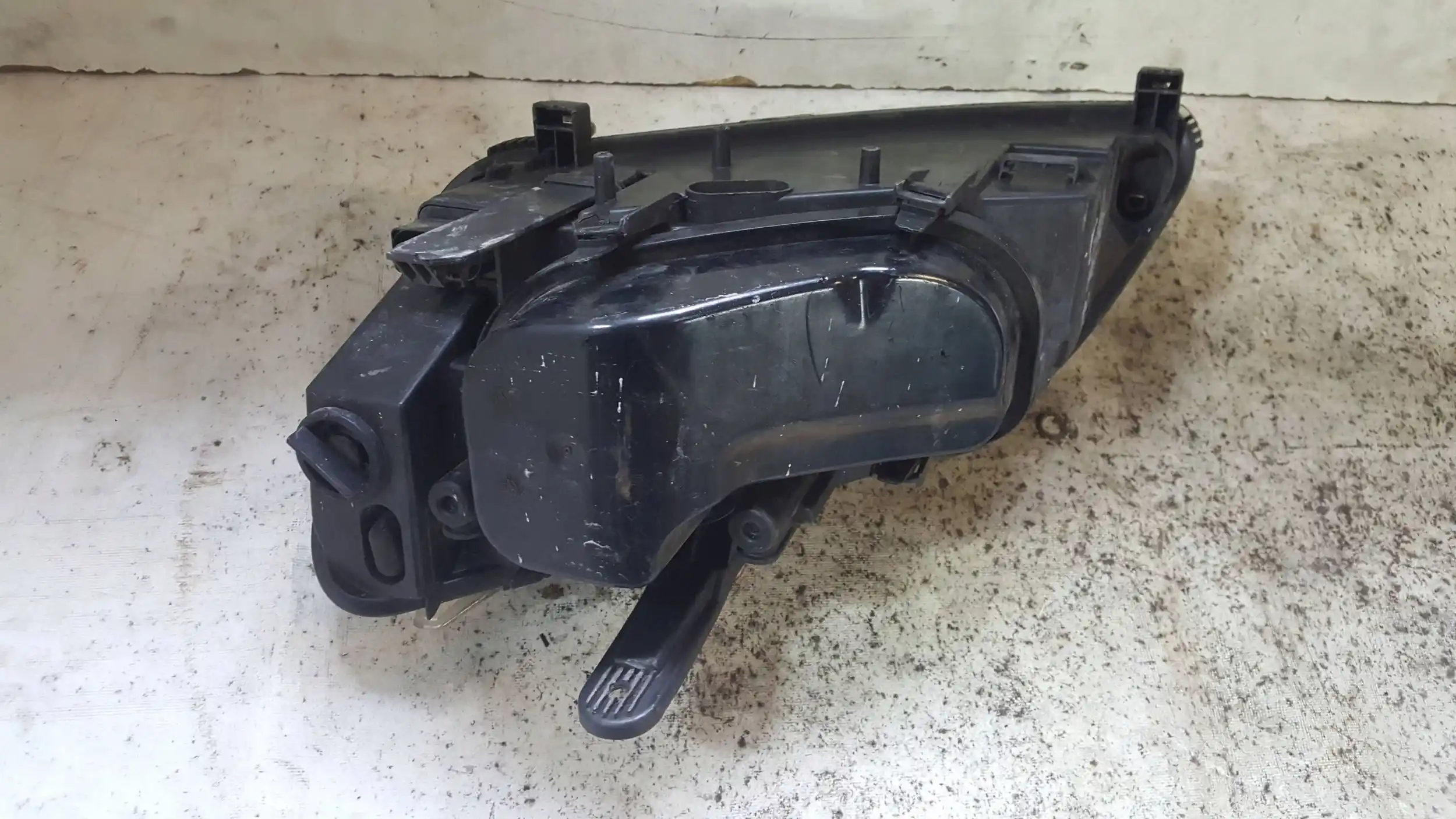 LAMPA PRAWY PRZÓD PRZEDNIA 3M5113100AA FORD C-MAX MK1 03-06